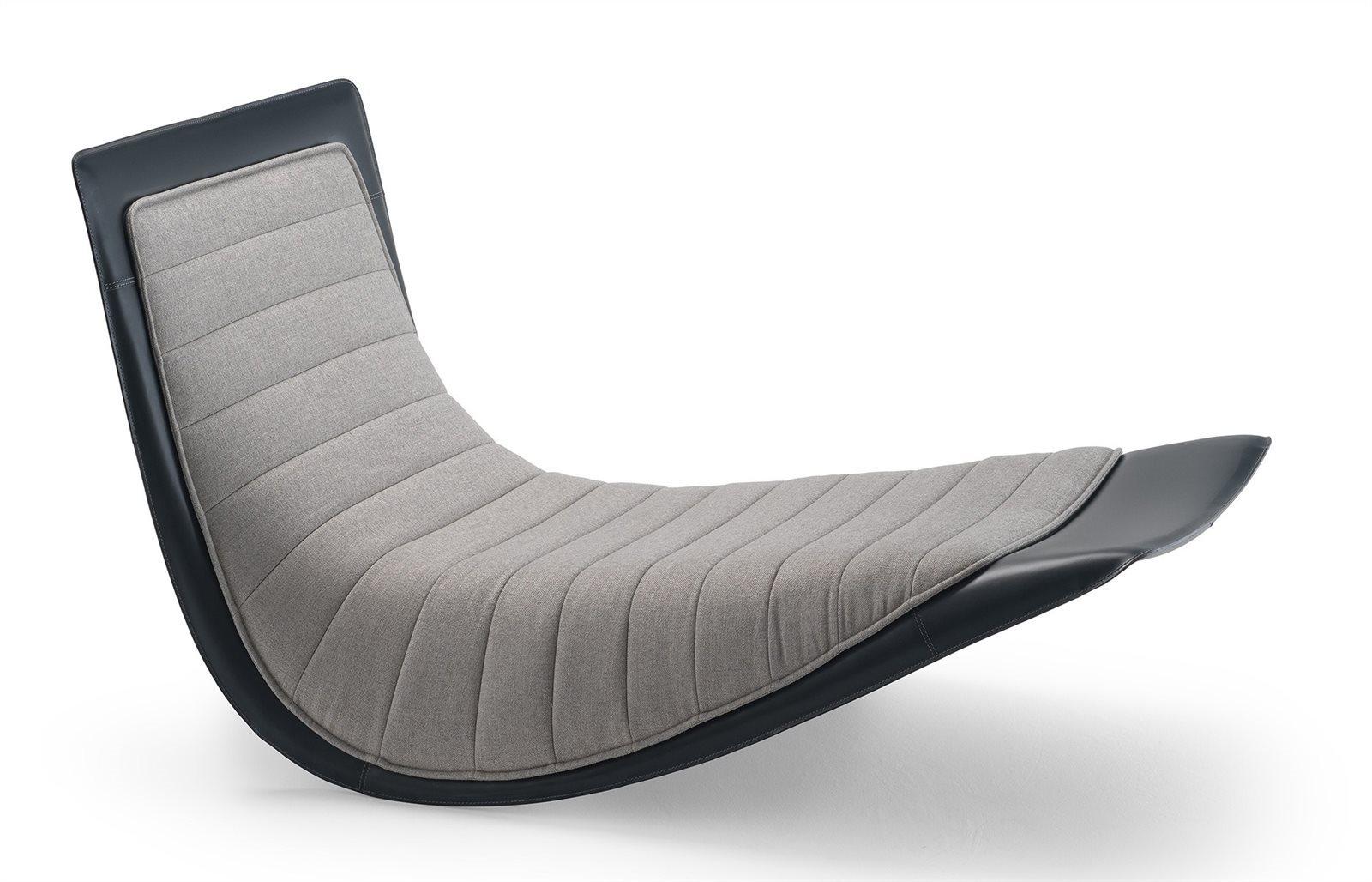 Customizable Zanotta Rider Rocking Lounge Chair by Ludovica & Roberto Palomba In New Condition For Sale In New York, NY