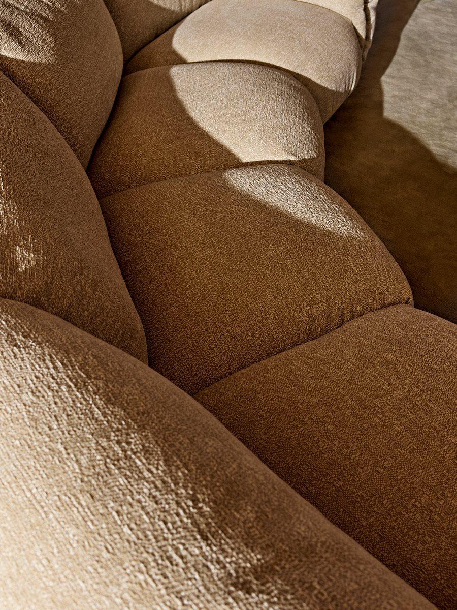Anpassbares Zanotta Za:Za Max Sofa von Studio Zaven (Stoff) im Angebot