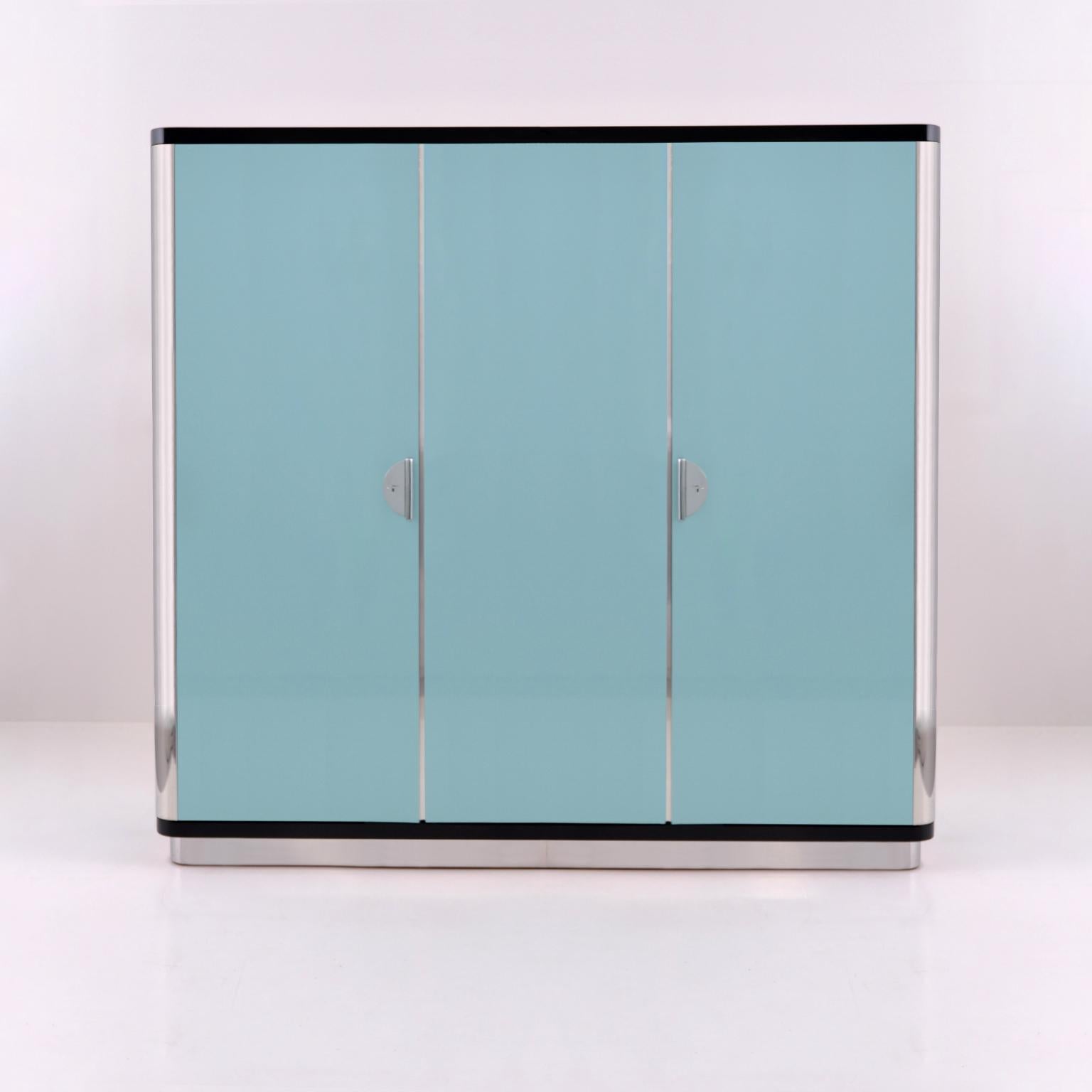 Contemporary Customized Art Deco Streamline Three-Door Wardrobe in High-Gloss Lacquered Wood For Sale