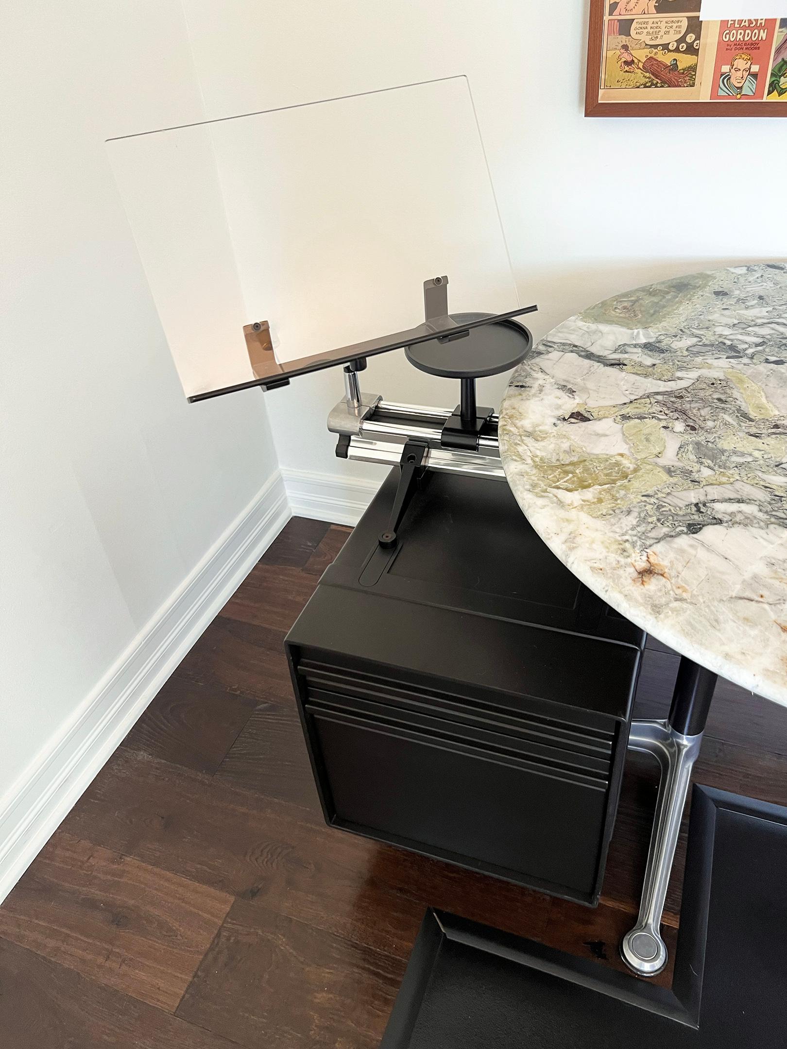 Late 20th Century Customized Bruce Burdick Executive Desk With Marble Side Tables, 1980's