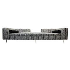 Customized European Open Back Chaise Style Sofa Black and White with Brass Legs