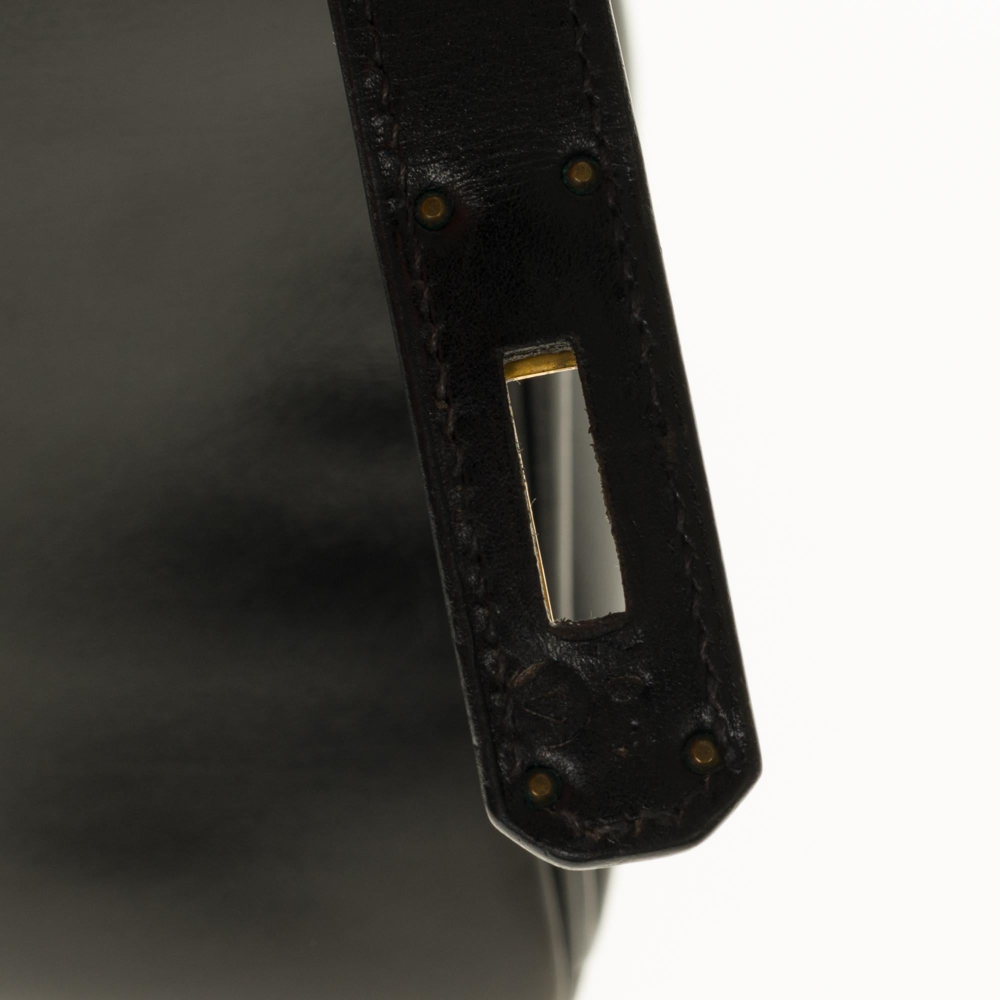 Customized Hermès Kelly 32 in black calfskin strap with green Crocodile, GHW 1
