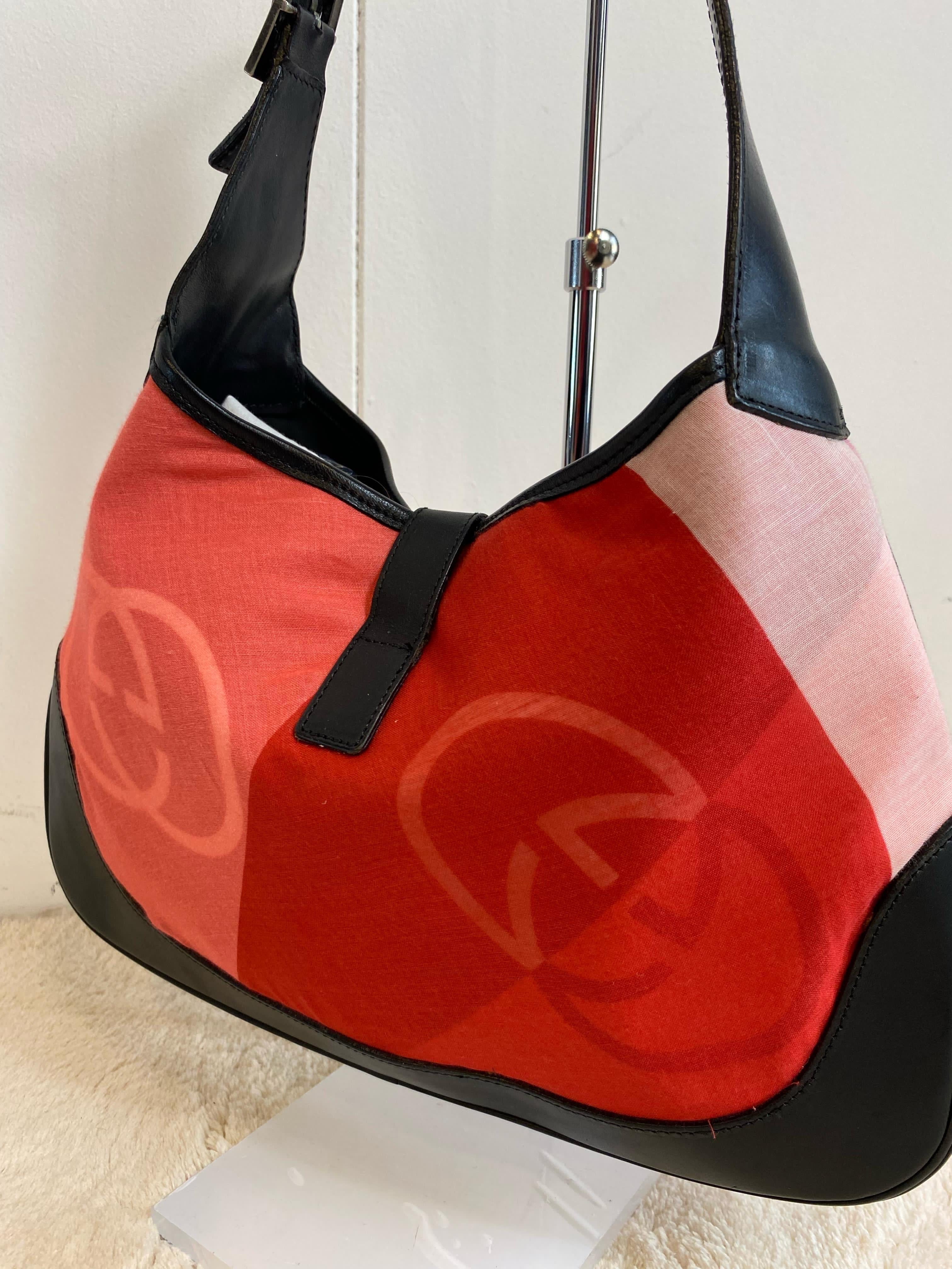 Sac Gucci Jackie vintage personnalisé. en vente 1