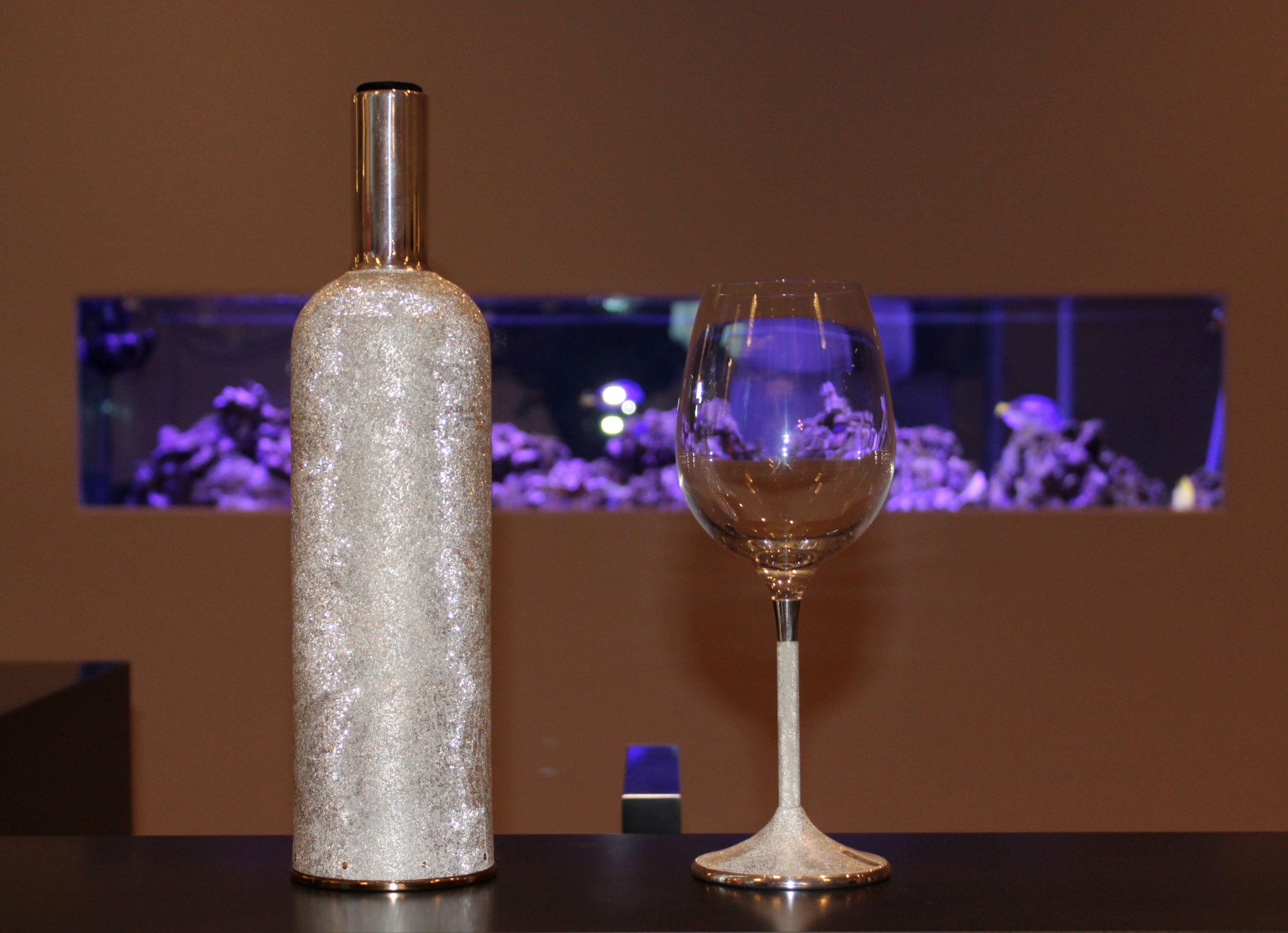 Wein K-OVER des 21. Jahrhunderts, massives reines Silber, Mondlicht, Italien im Angebot 1