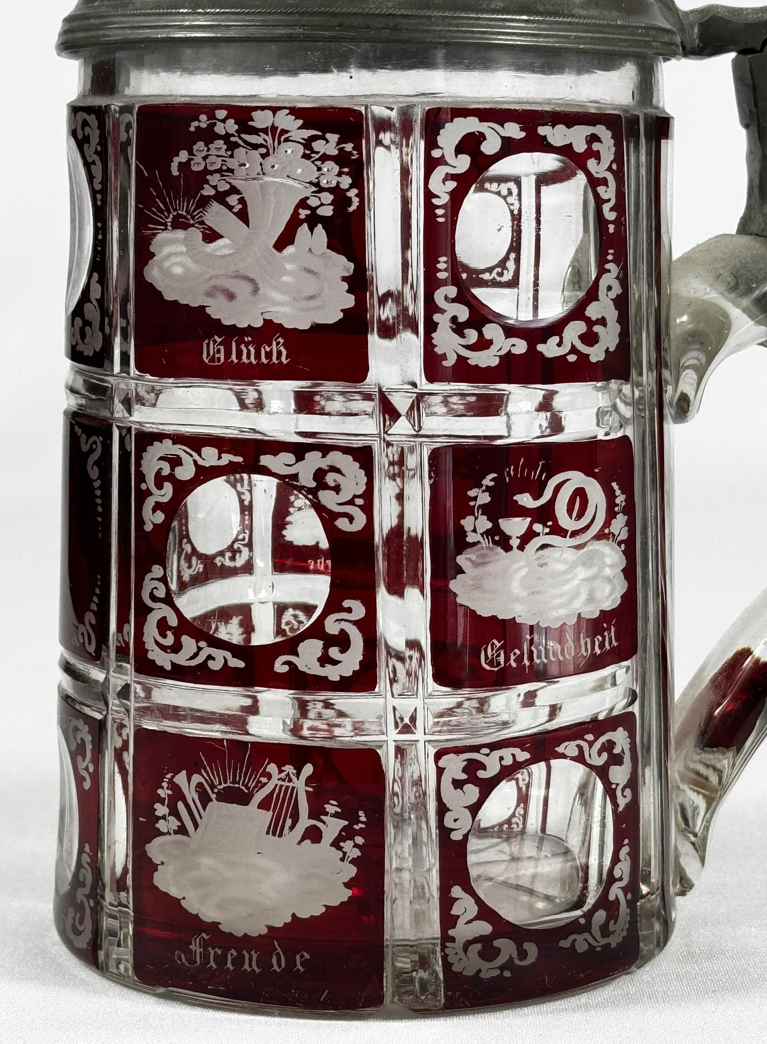 Verre Pichet en verre taillé et gravé rouge lazure - 19ème siècle en vente