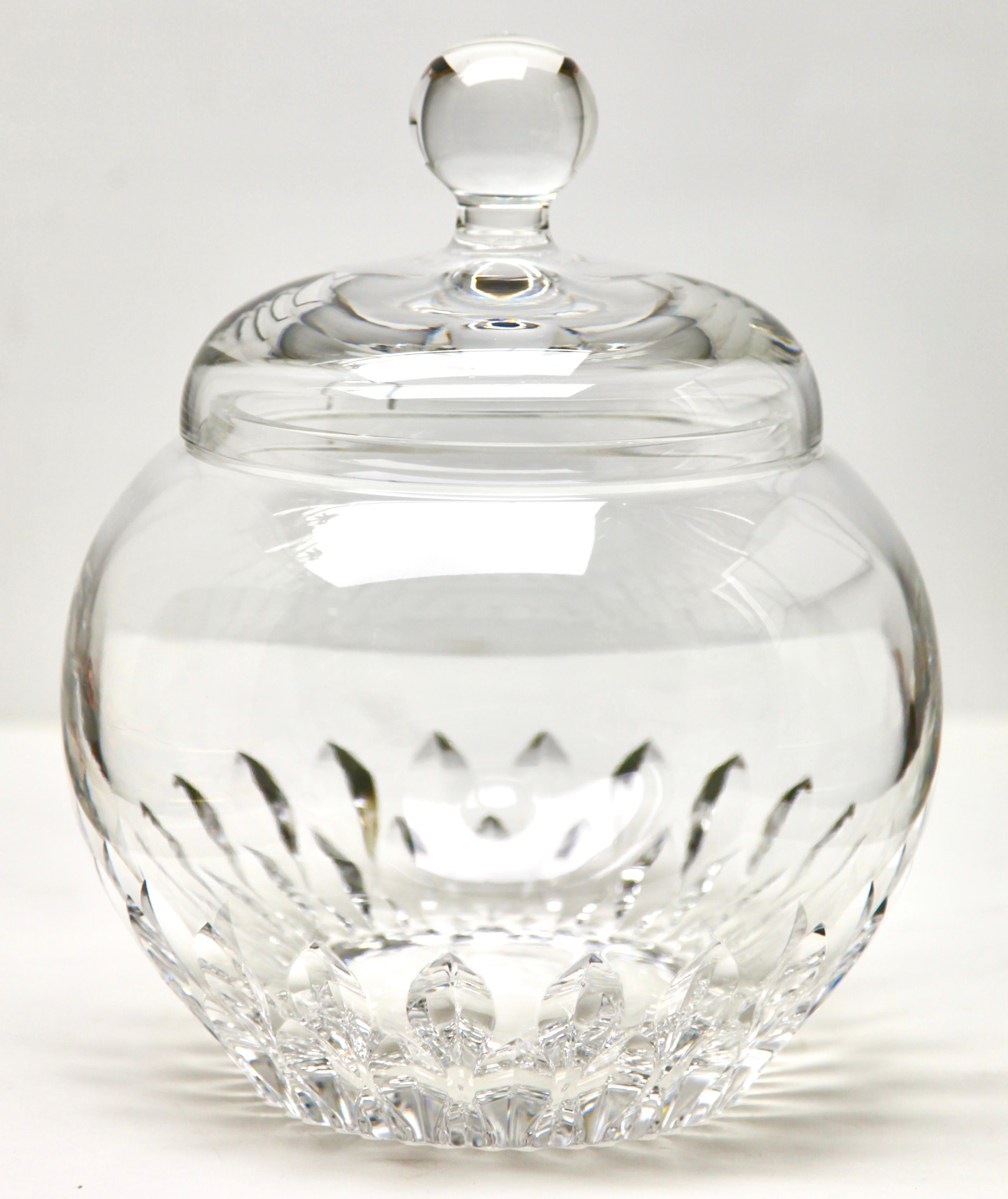 Cut clear crystal large punch bowl, Belgium

Measures: height 30 cm / 11.81 inch
Diameter 24 cm / 9.44 inch
Best Regards Geert.
