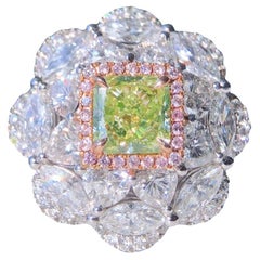 Eckiger quadratischer Fancy-Diamant-Cocktail-Halo-Ring mit grün-gelbem Schliff 1,03 Karat SI1