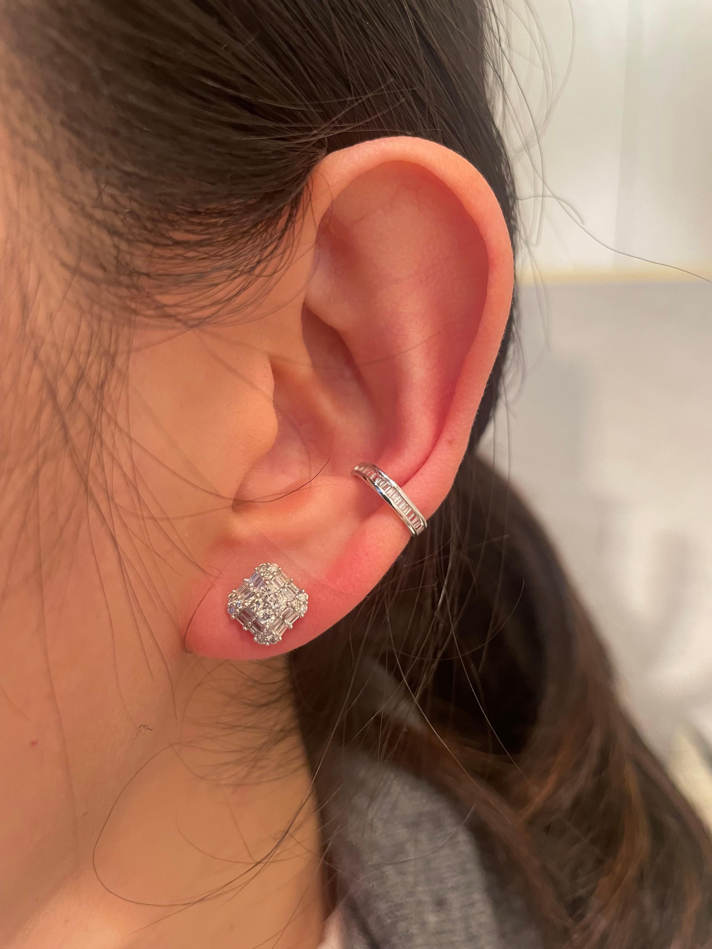 Pendientes de oro de 18 quilates con diamantes talla baguette y brillantes en venta 5