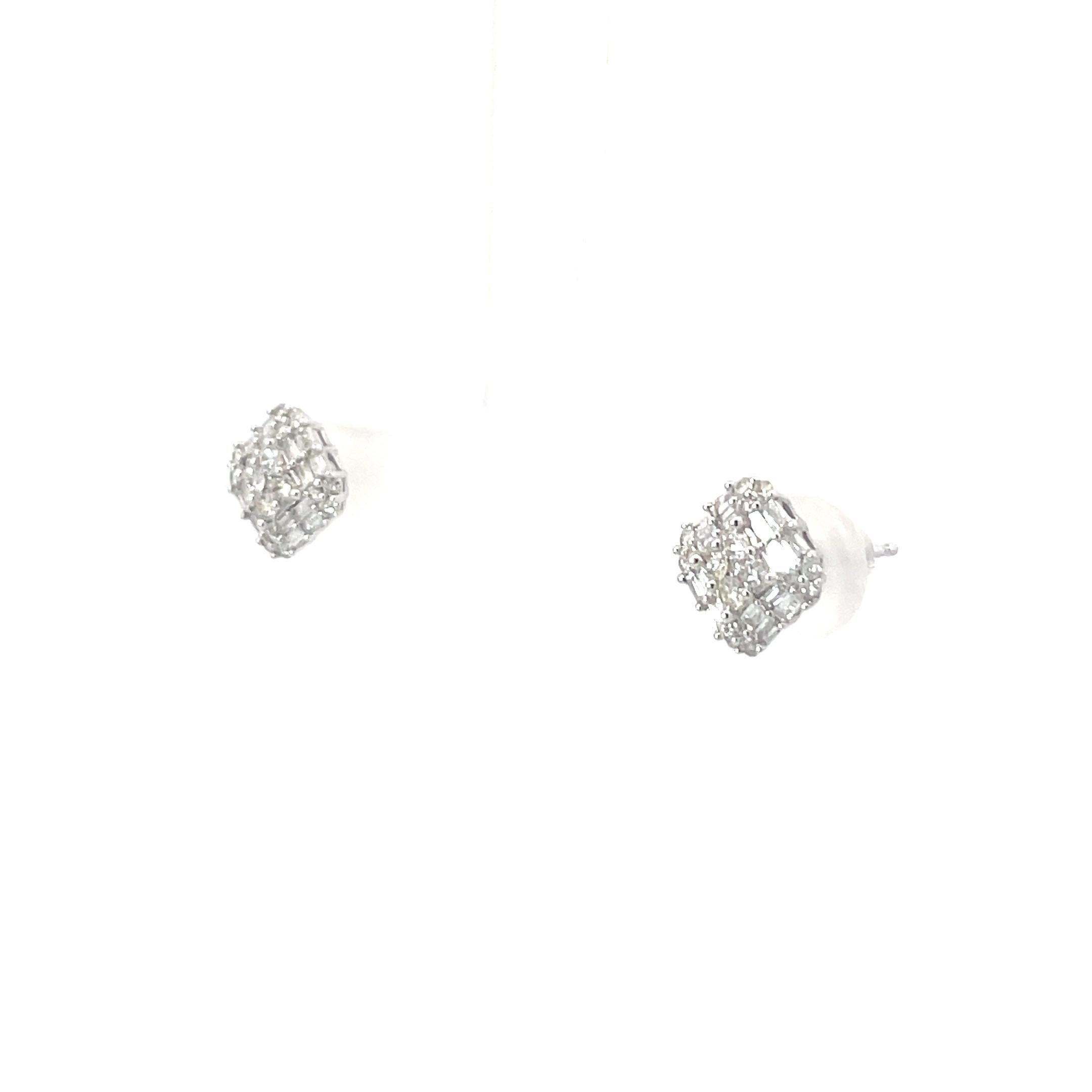 Femenino o masculino Pendientes de oro de 18 quilates con diamantes talla baguette y brillantes en venta