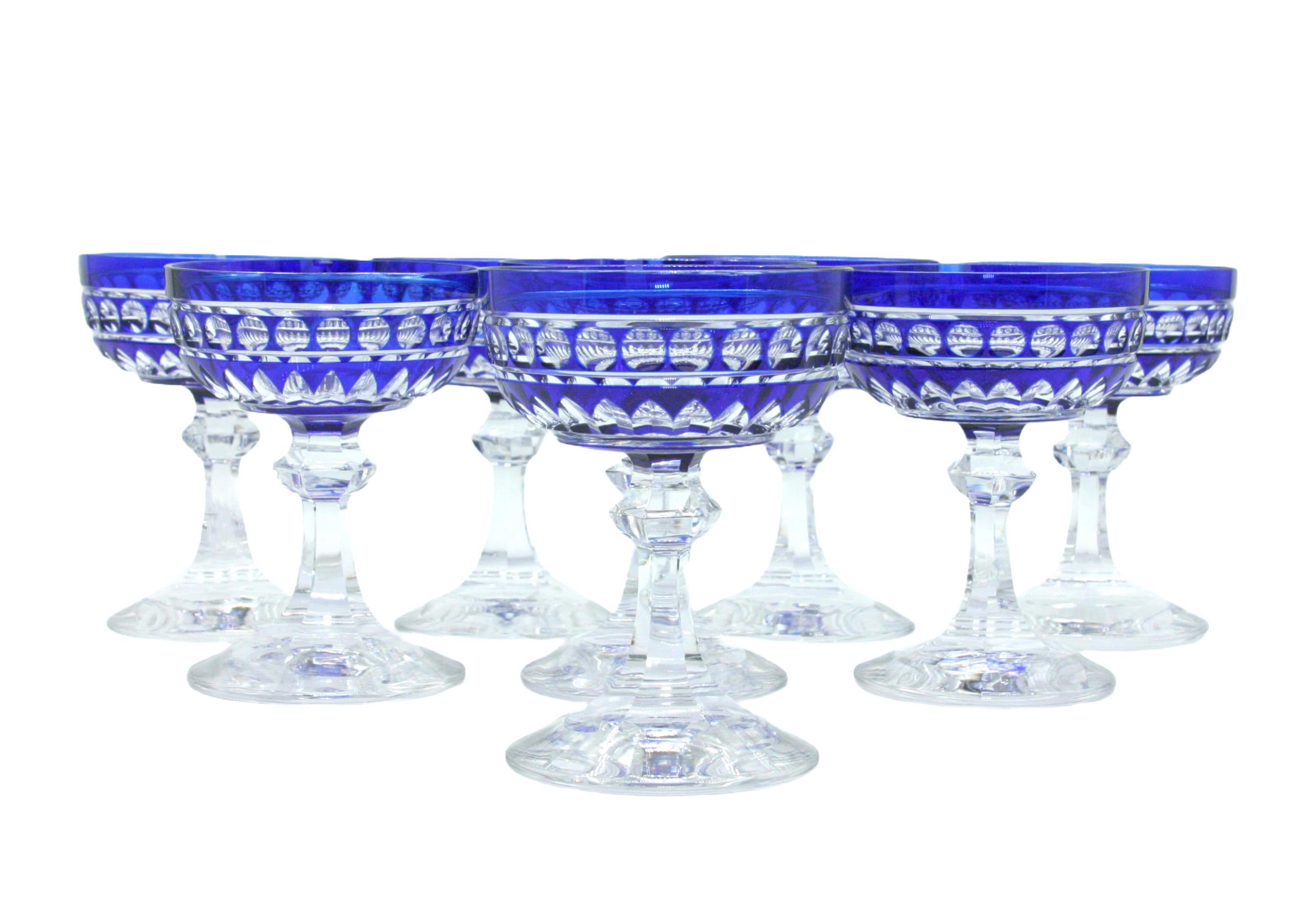 Cut Crystal Barware / Tableware Coupe Service / 9 People In Good Condition For Sale In Tarry Town, NY