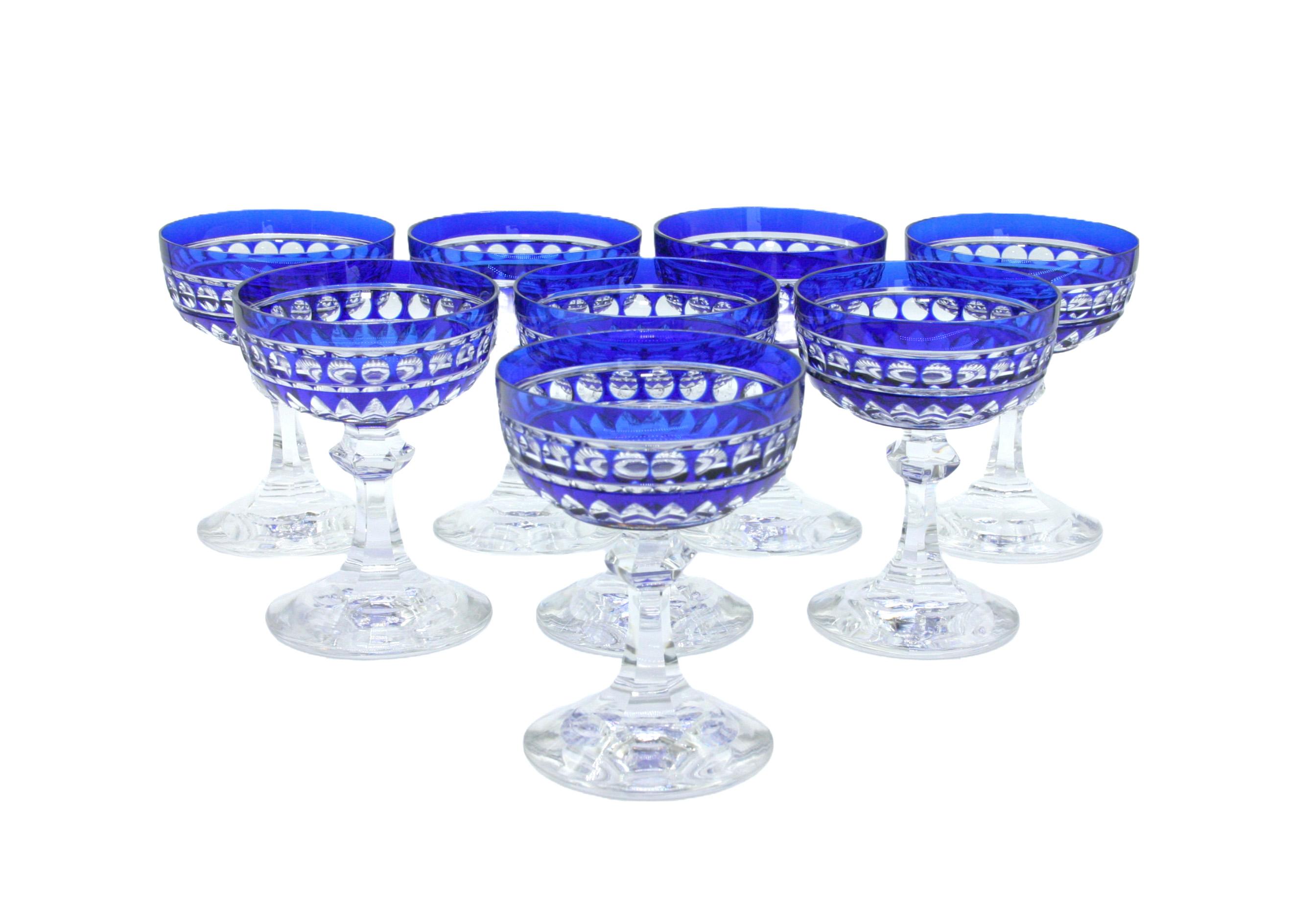 Early 20th Century Cut Crystal Barware / Tableware Coupe Service / 9 People For Sale
