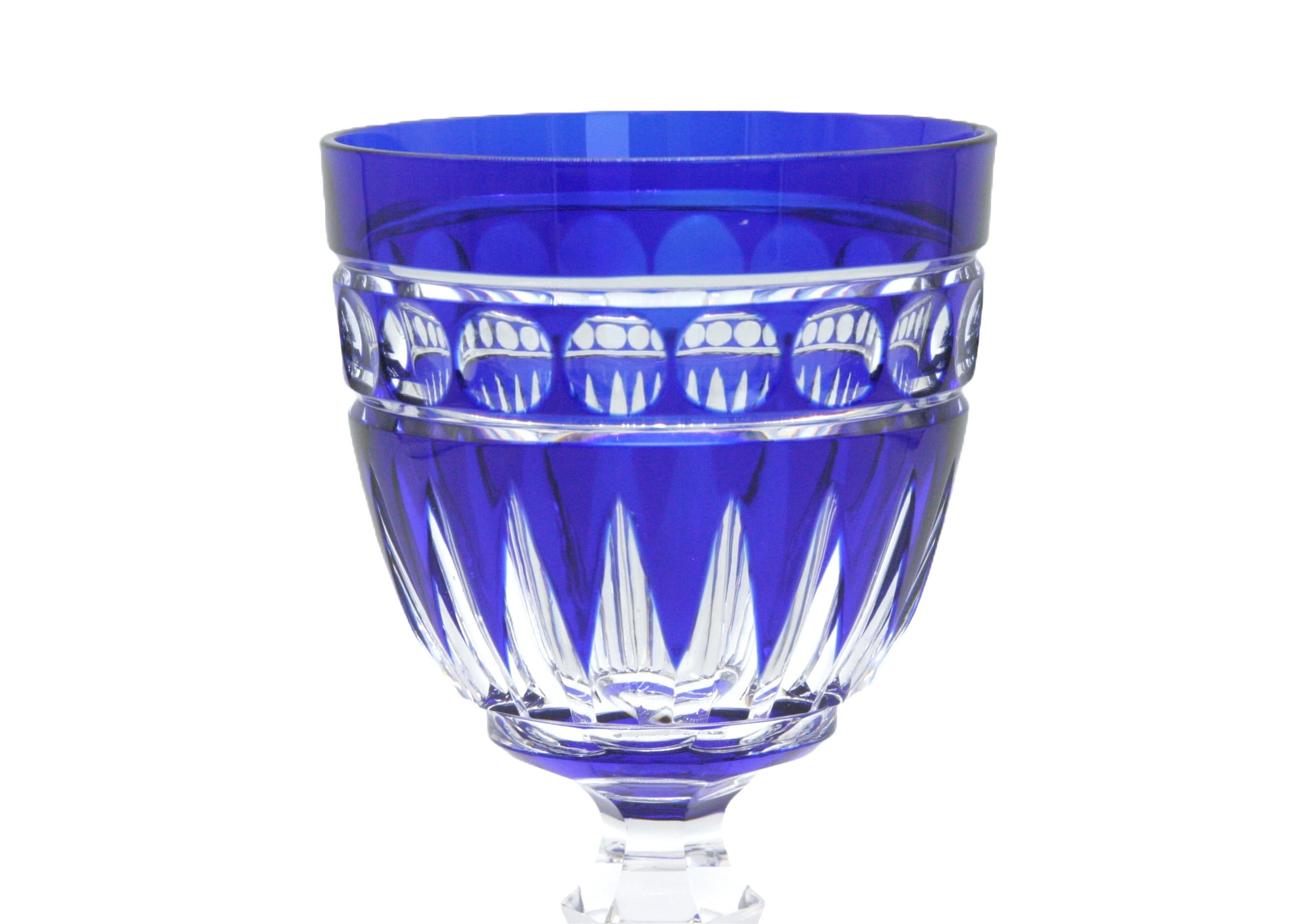 Cut Crystal Barware / Tableware Service / 12 People In Good Condition For Sale In Tarry Town, NY