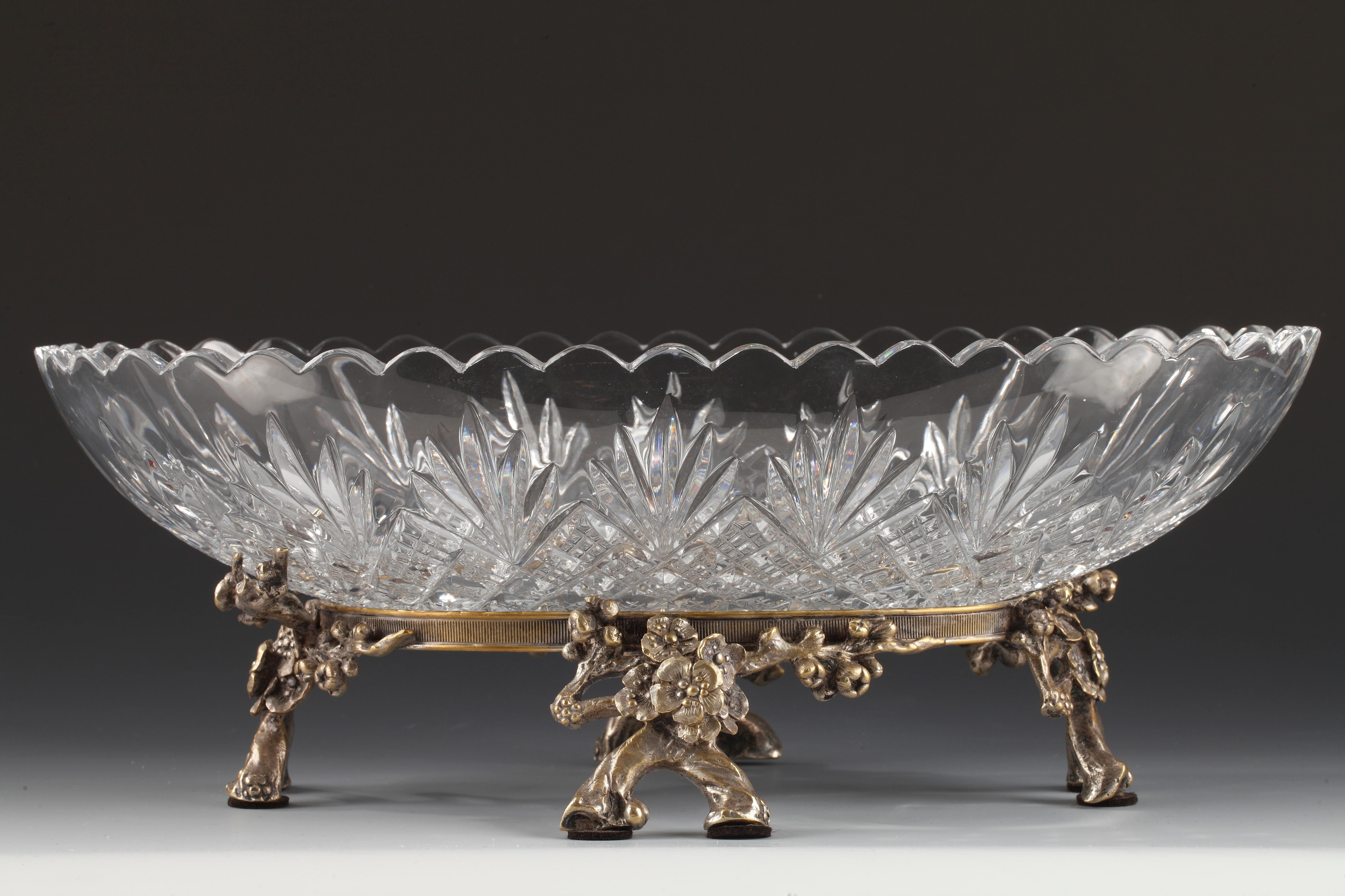 Napoleon III Cut-Crystal Centerpiece Attributed to Baccarat, France, Circa 1870 For Sale