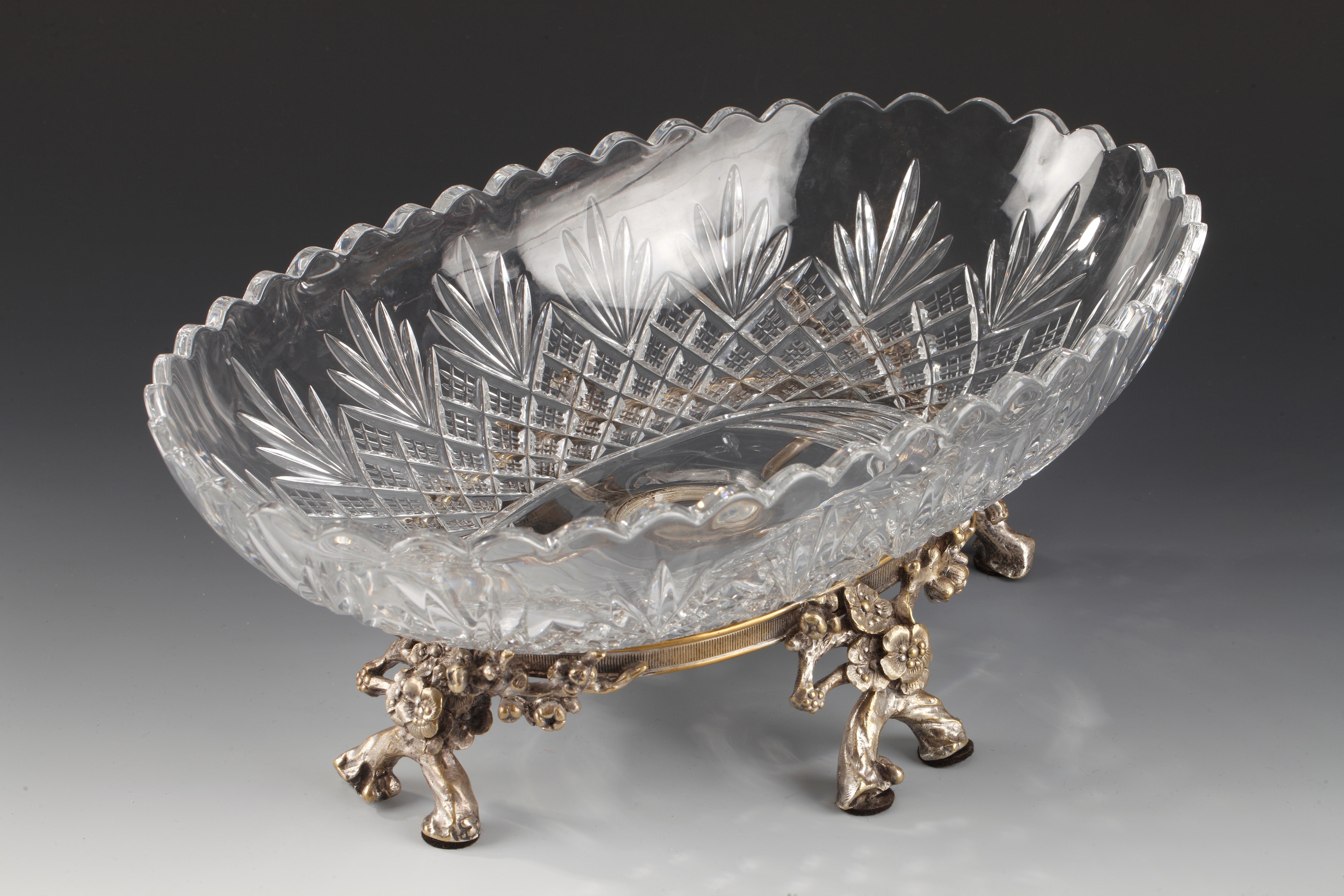 French Cut-Crystal Centerpiece Attributed to Baccarat, France, Circa 1870 For Sale