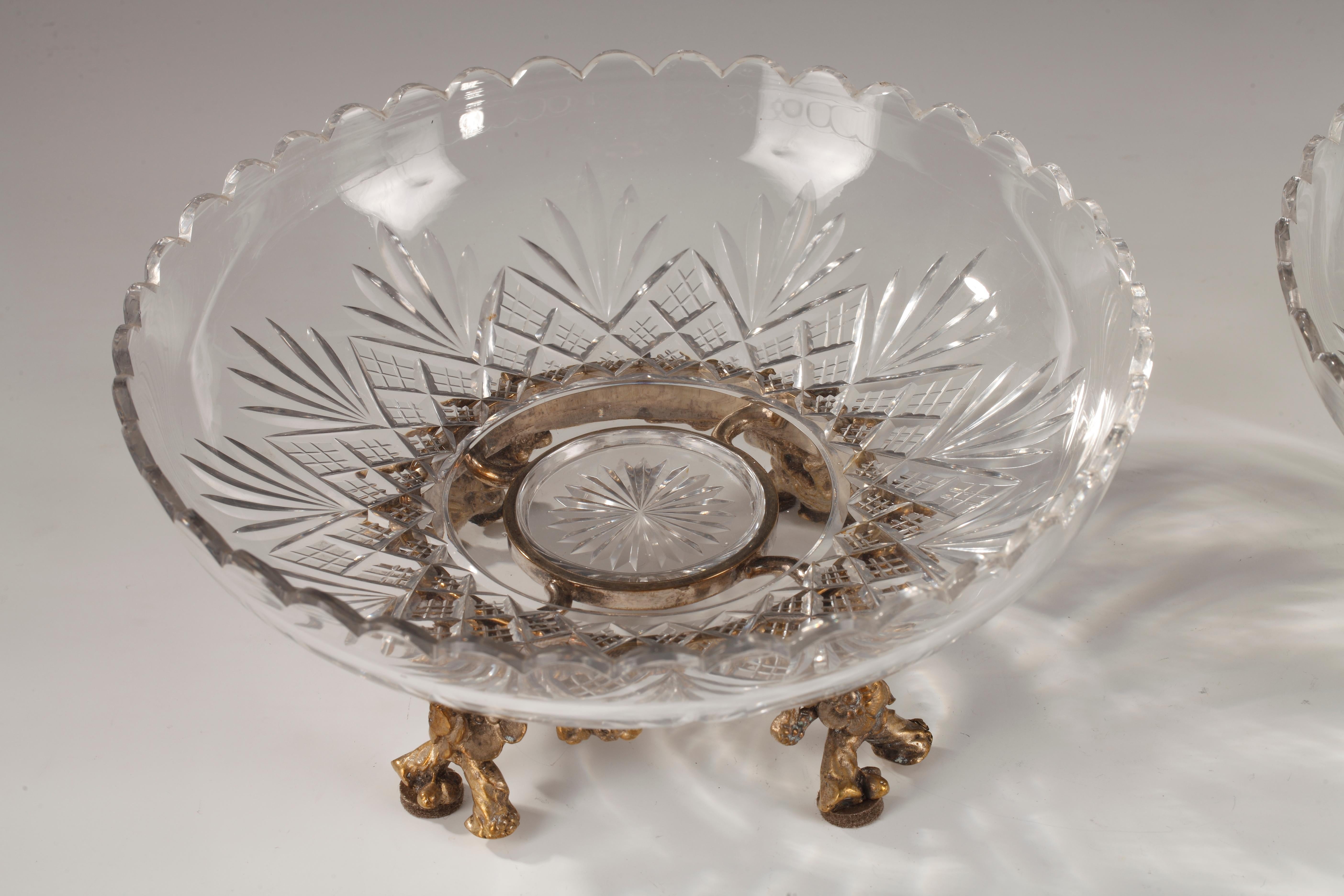 Cut-Crystal Centerpiece Attributed to Baccarat, France, Circa 1870 For Sale 1