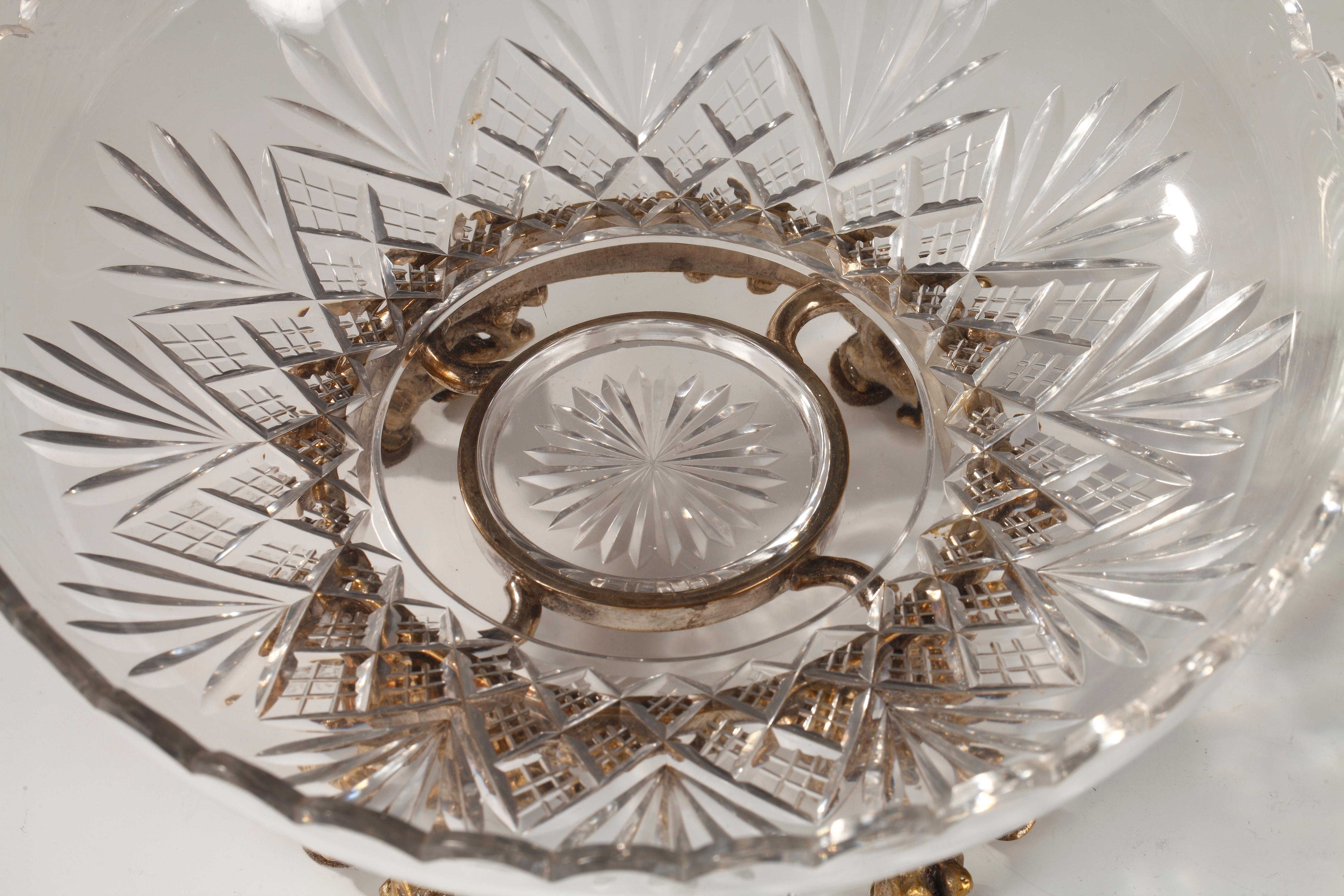 Cut-Crystal Centerpiece Attributed to Baccarat, France, Circa 1870 For Sale 2