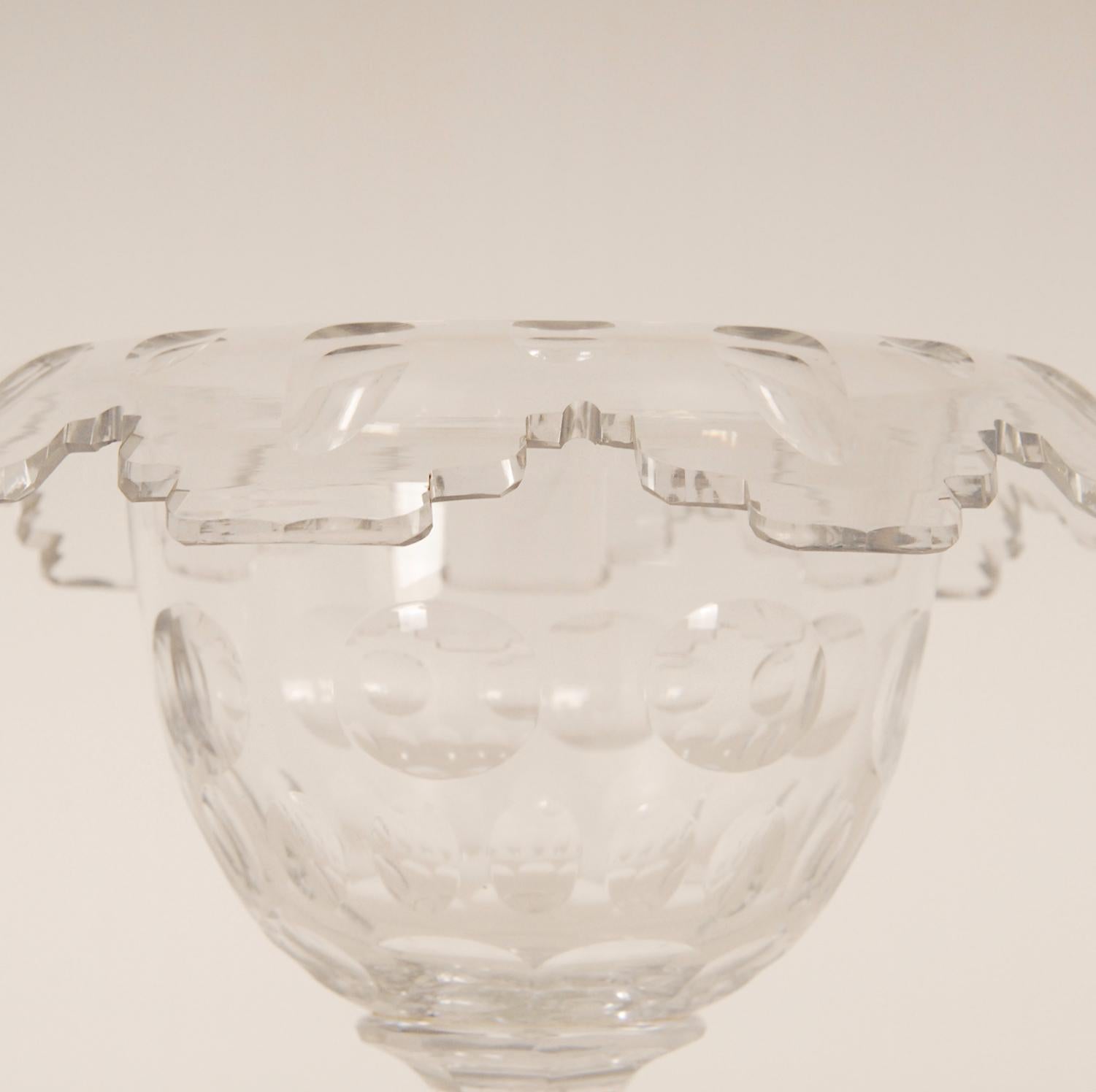 Cut Crystal Coupe Ginger Jar Footed Drageoir Compotier With Cover 19th Century  For Sale 8