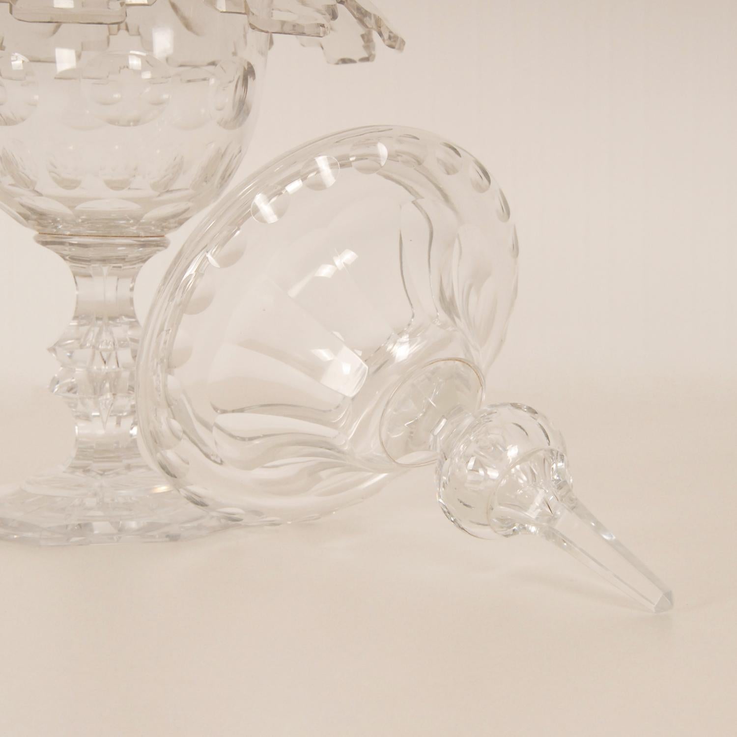 Cut Crystal Coupe Ginger Jar Footed Drageoir Compotier With Cover 19th Century  For Sale 10