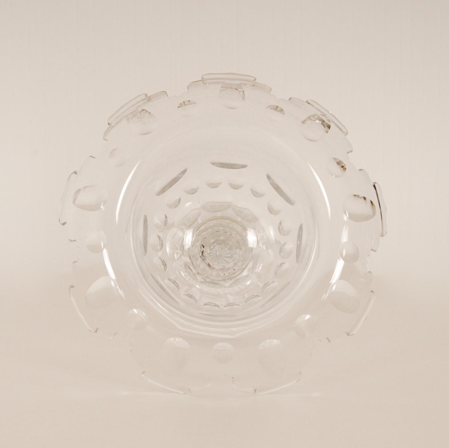 Dutch Cut Crystal Coupe Ginger Jar Footed Drageoir Compotier With Cover 19th Century  For Sale