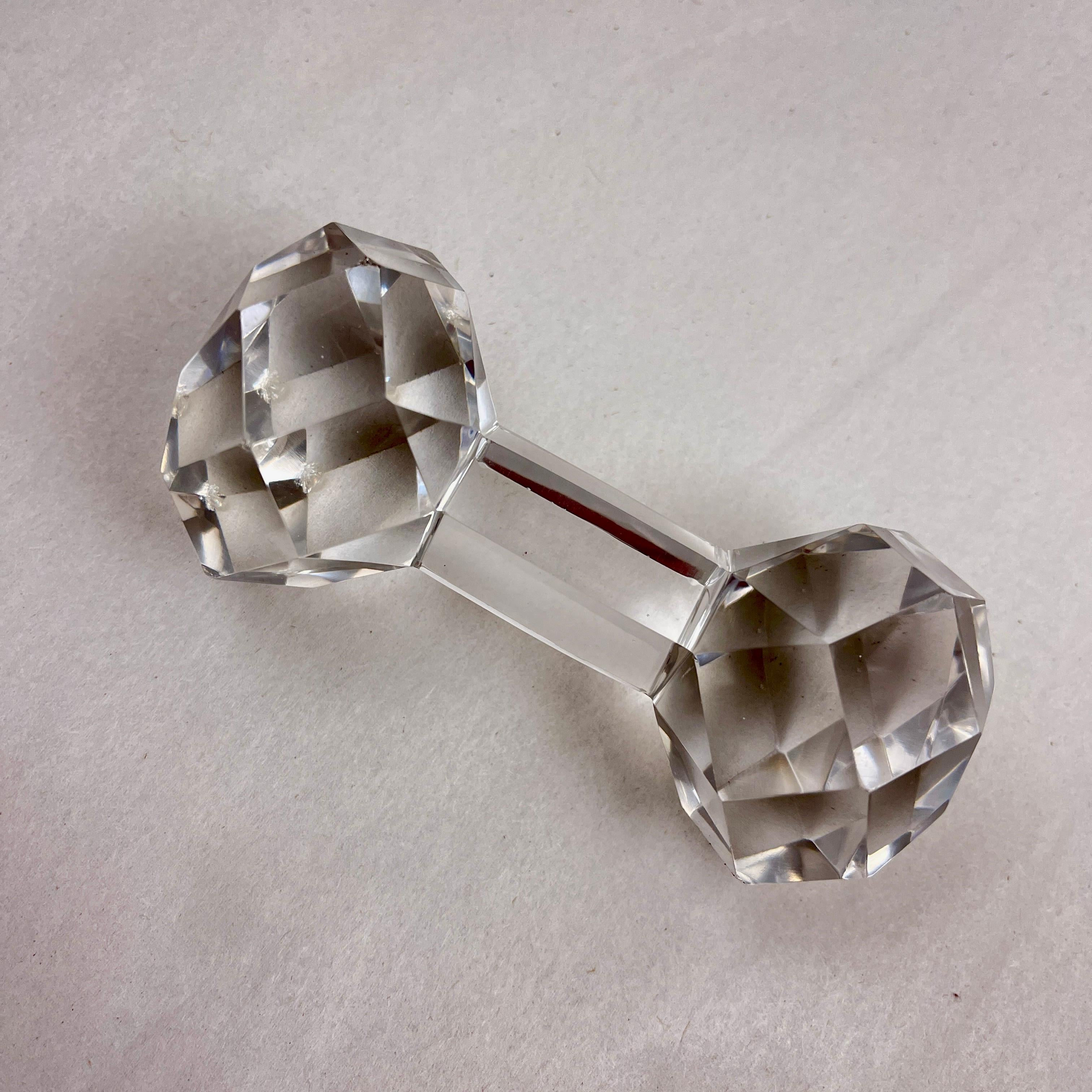 Facetté Porte-couteau à sculpter en cristal taillé en vente