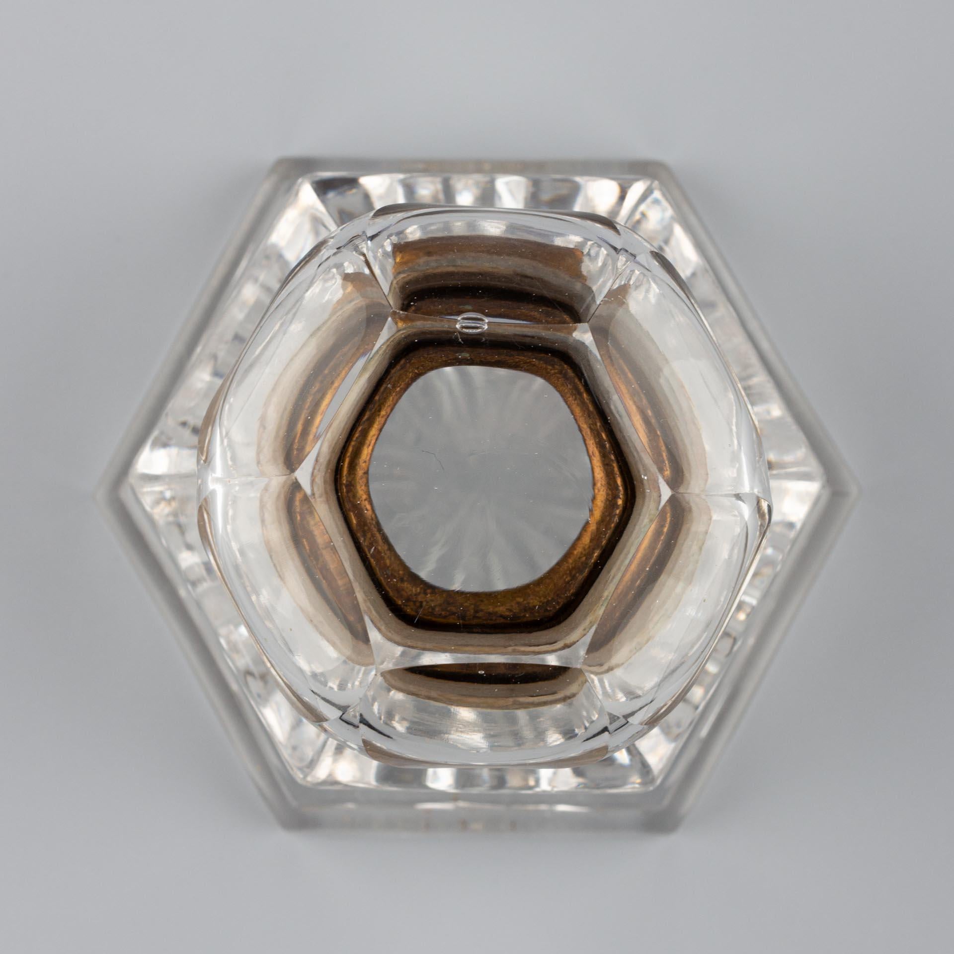Cut Crystal Inkwell with Faceted Hinged Lid, circa 1900 For Sale 5