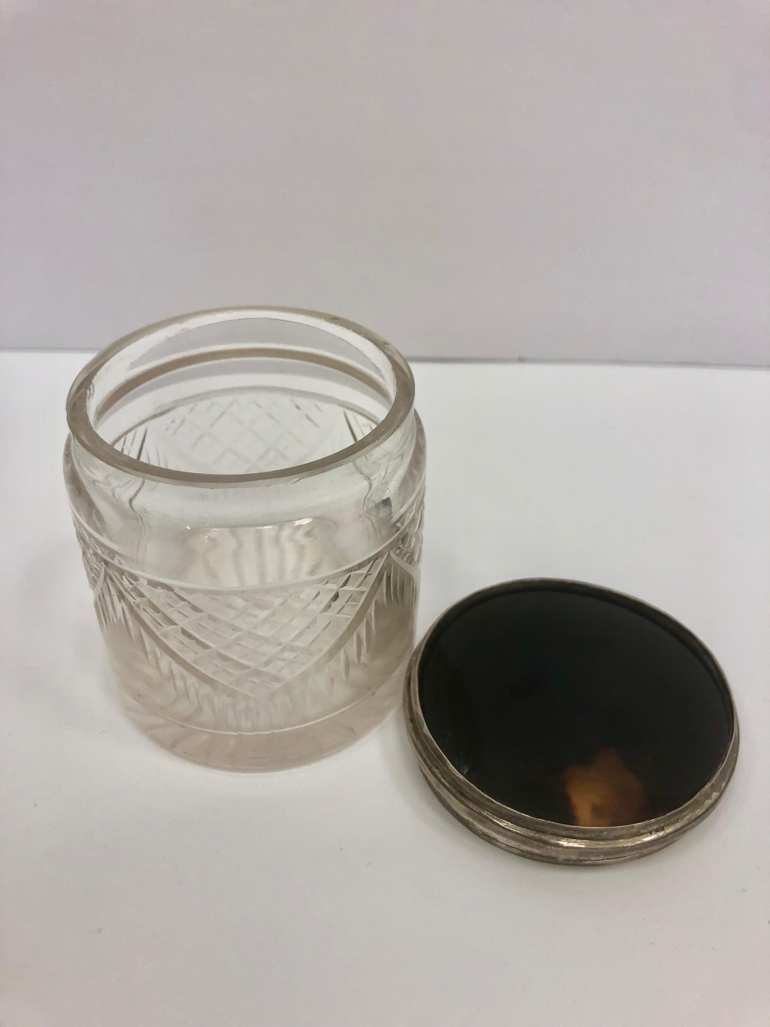 Cut Crystal Jar with Tortoise and Silver Top, England, 1923 In Good Condition For Sale In Stamford, CT
