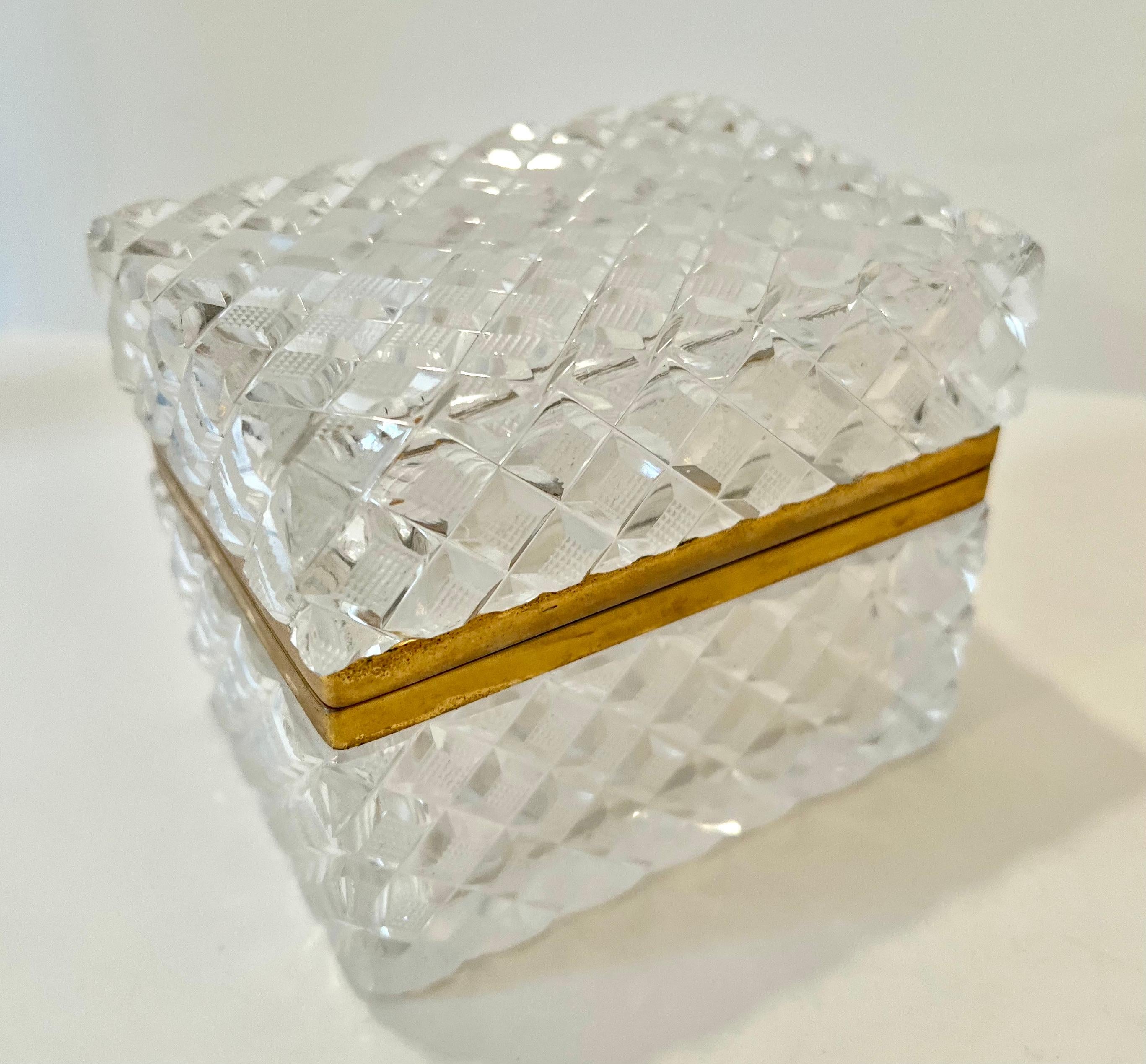 20th Century Cut Crystal Lidded Box in the Style of Baccarat With Brass Closure For Sale