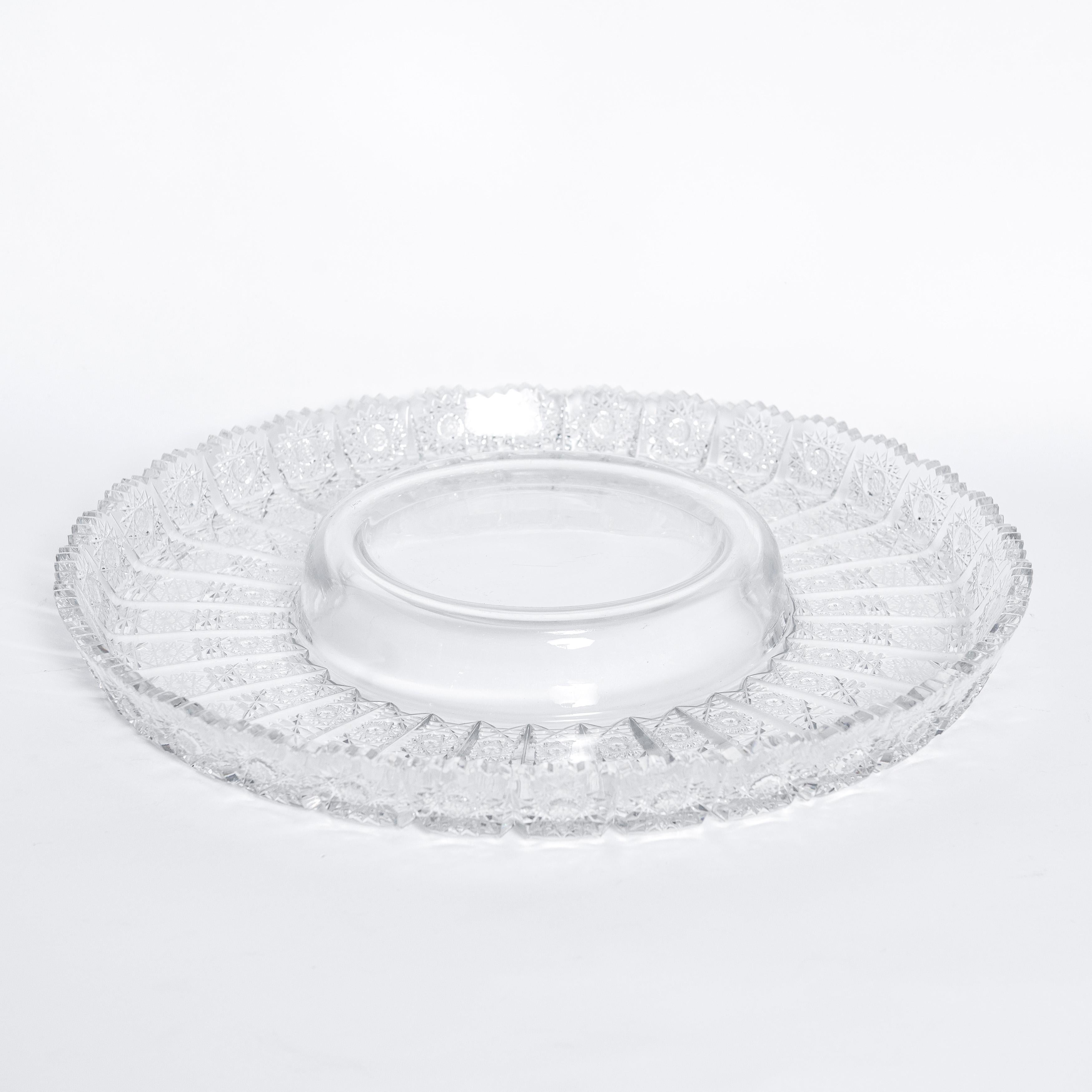 Cut Crystal Punch Bowl Set, Czech, circa 1950 In Good Condition For Sale In Buenos Aires, Buenos Aires