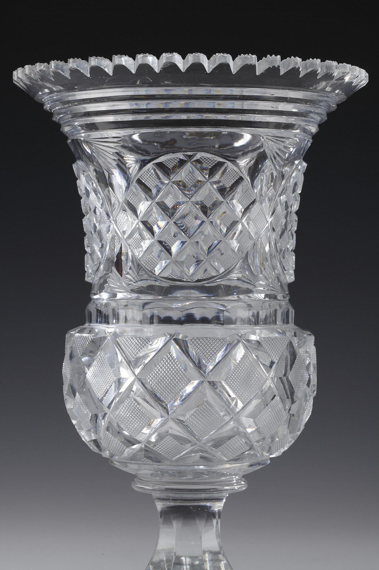Set of Cut Crystal Vases Attributed to Baccarat, France, Circa 1880 4