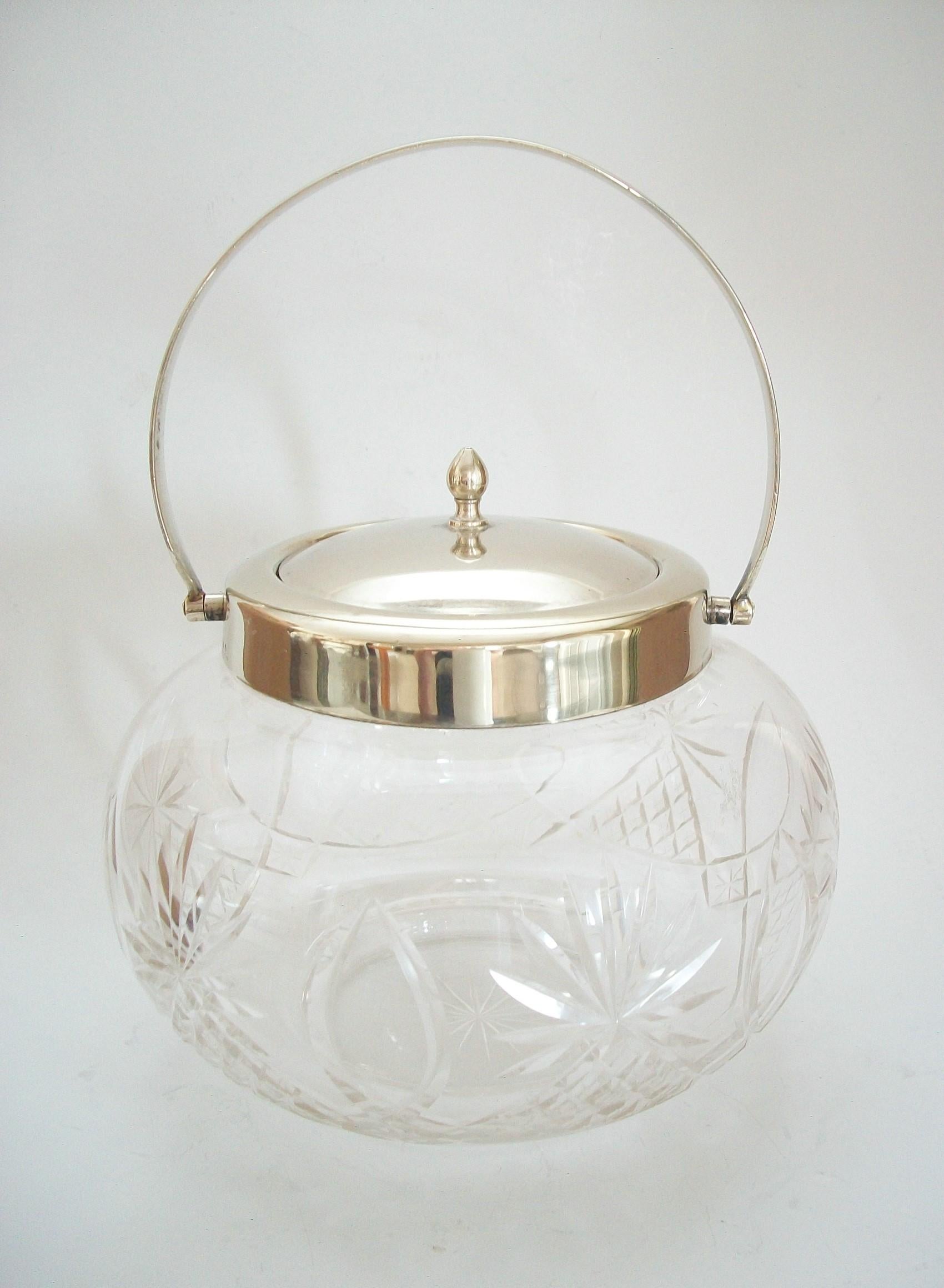 British Cut Crystal & Silverplate Biscuit Barrel - United Kingdom - Early 20th Century For Sale