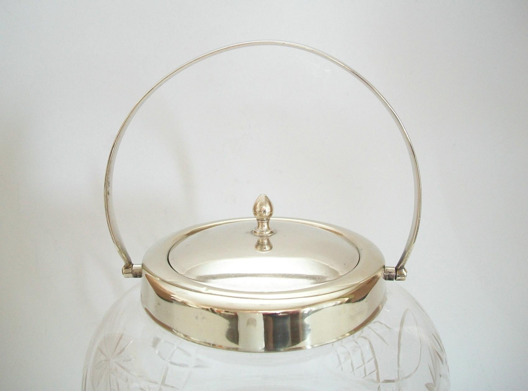 Engraved Cut Crystal & Silverplate Biscuit Barrel - United Kingdom - Early 20th Century For Sale