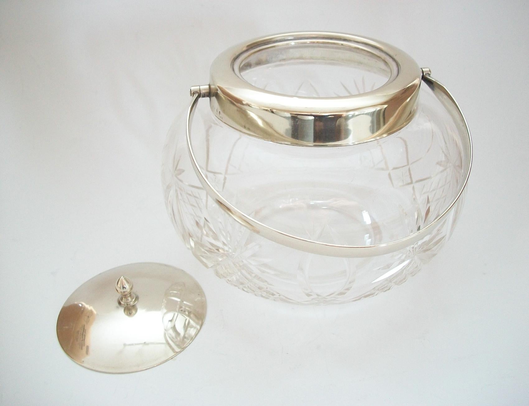 Cut Crystal & Silverplate Biscuit Barrel - United Kingdom - Early 20th Century For Sale 2