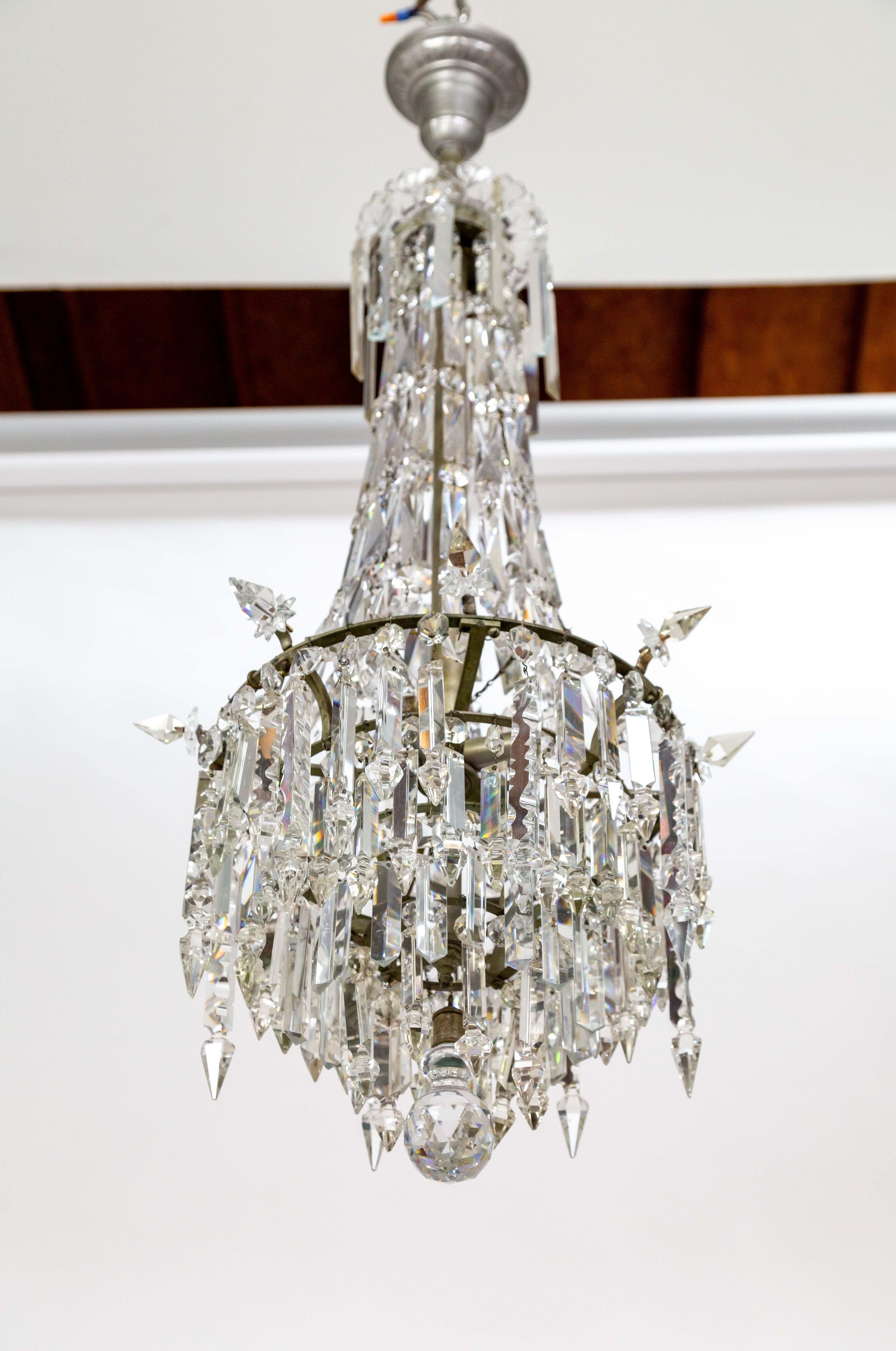 Cut Crystal Spear Empire Chandelier For Sale 1