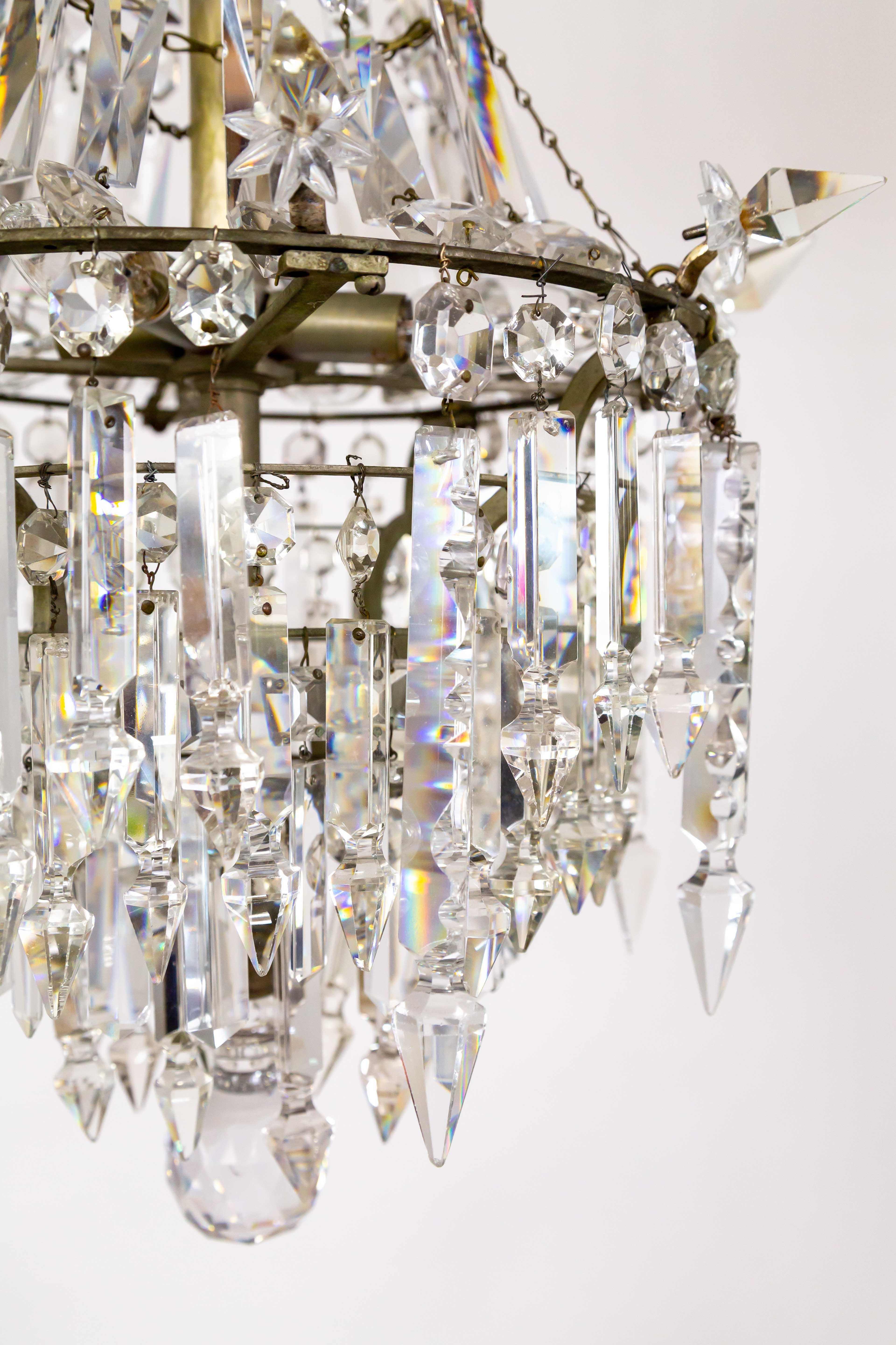 Cut Crystal Spear Empire Chandelier For Sale 4