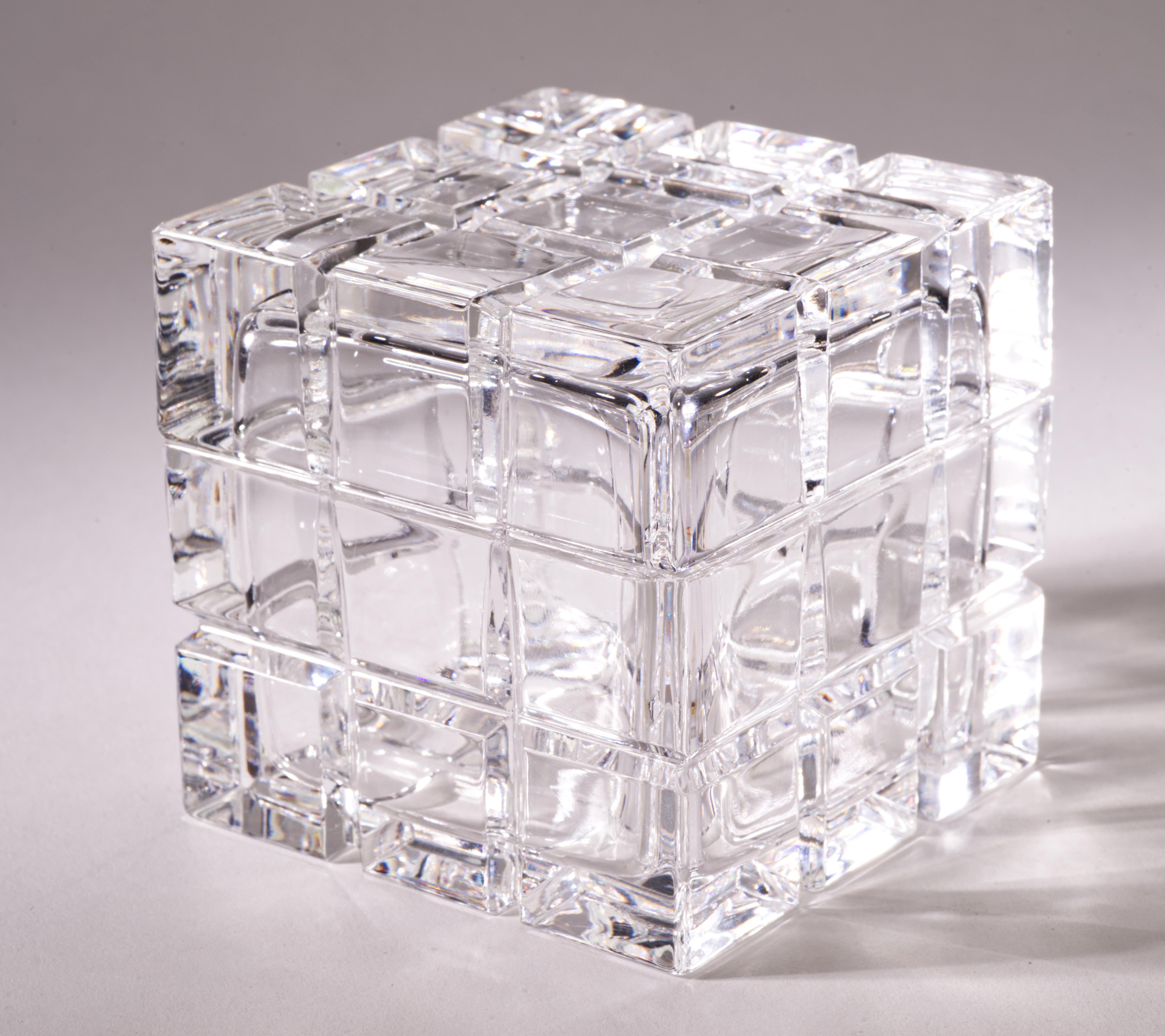 Caja cuadrada de cristal tallado con tapa de Tiffany & Co. Pulido en venta