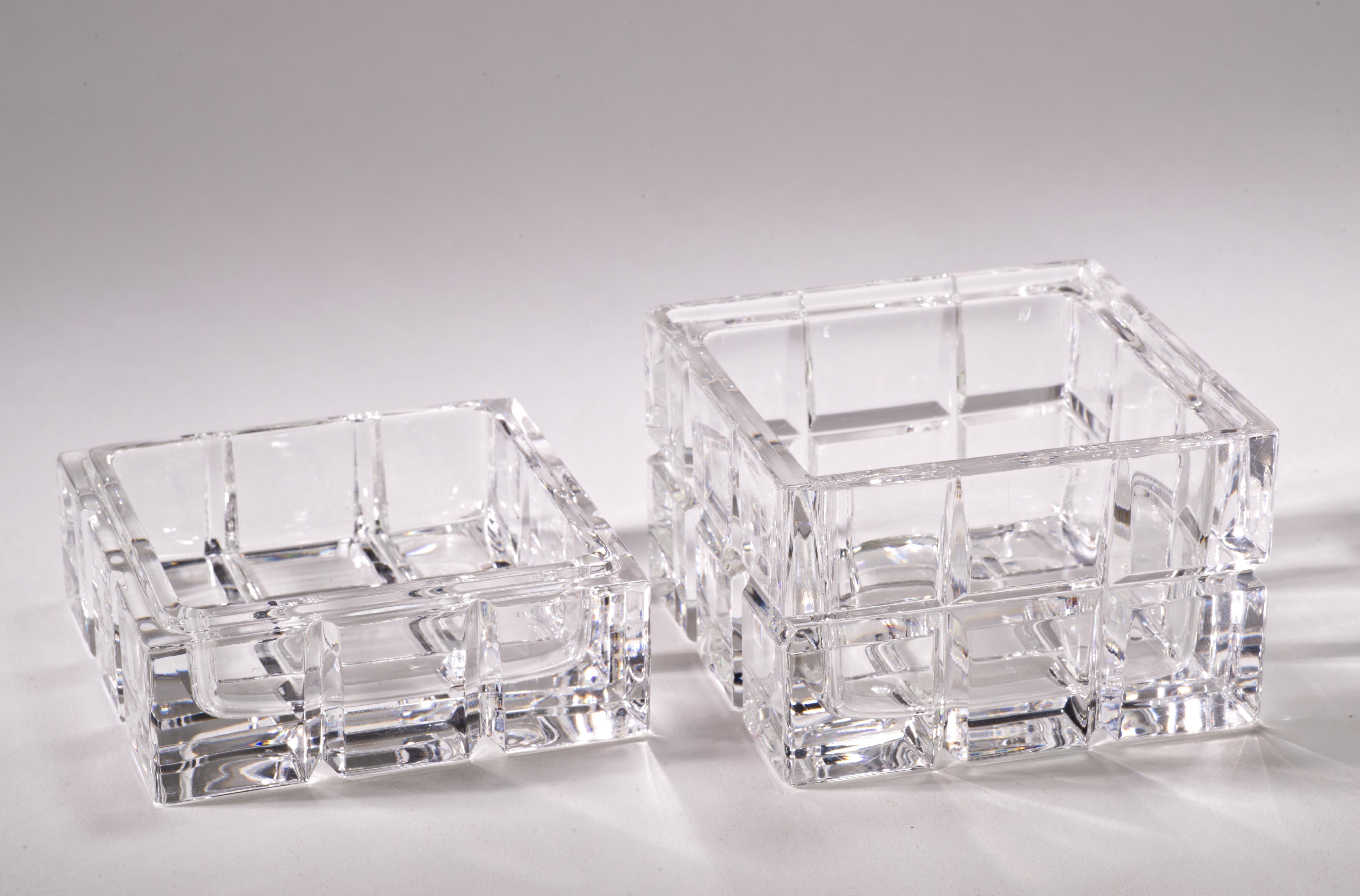 Caja cuadrada de cristal tallado con tapa de Tiffany & Co. en Bueno estado para la venta en Clifton Springs, NY