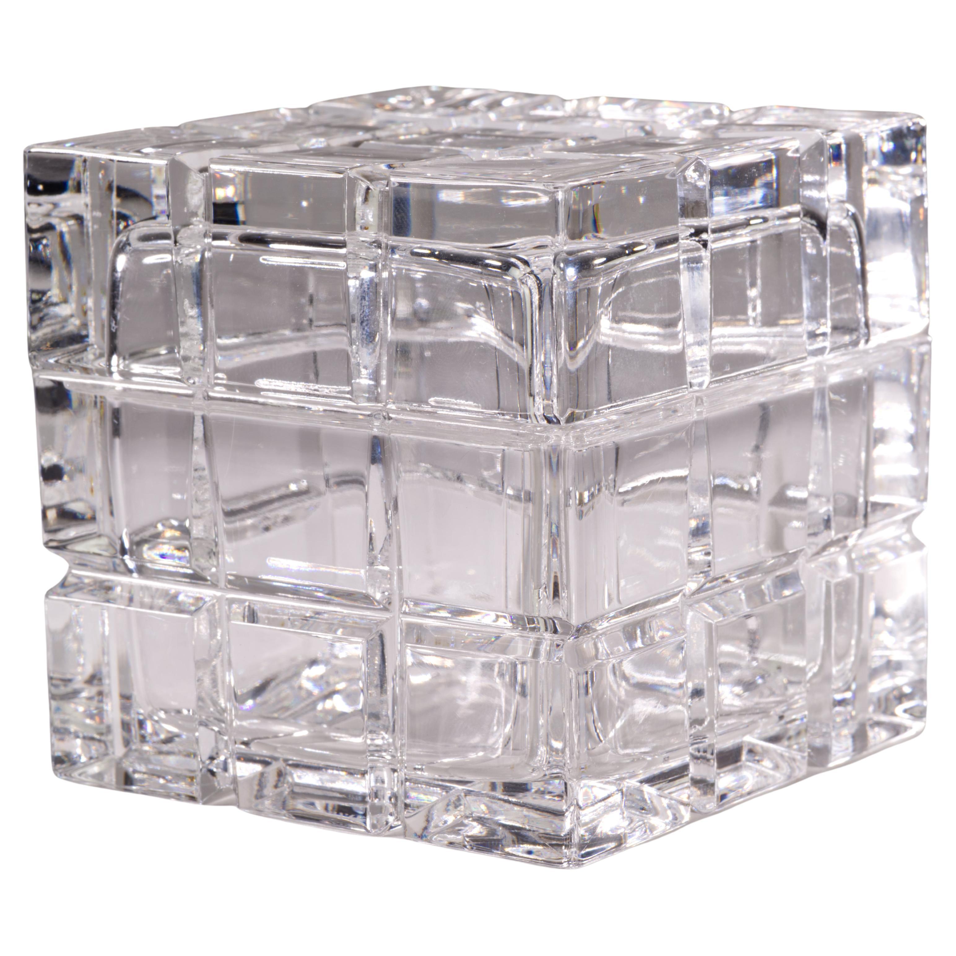 Caja cuadrada de cristal tallado con tapa de Tiffany & Co.