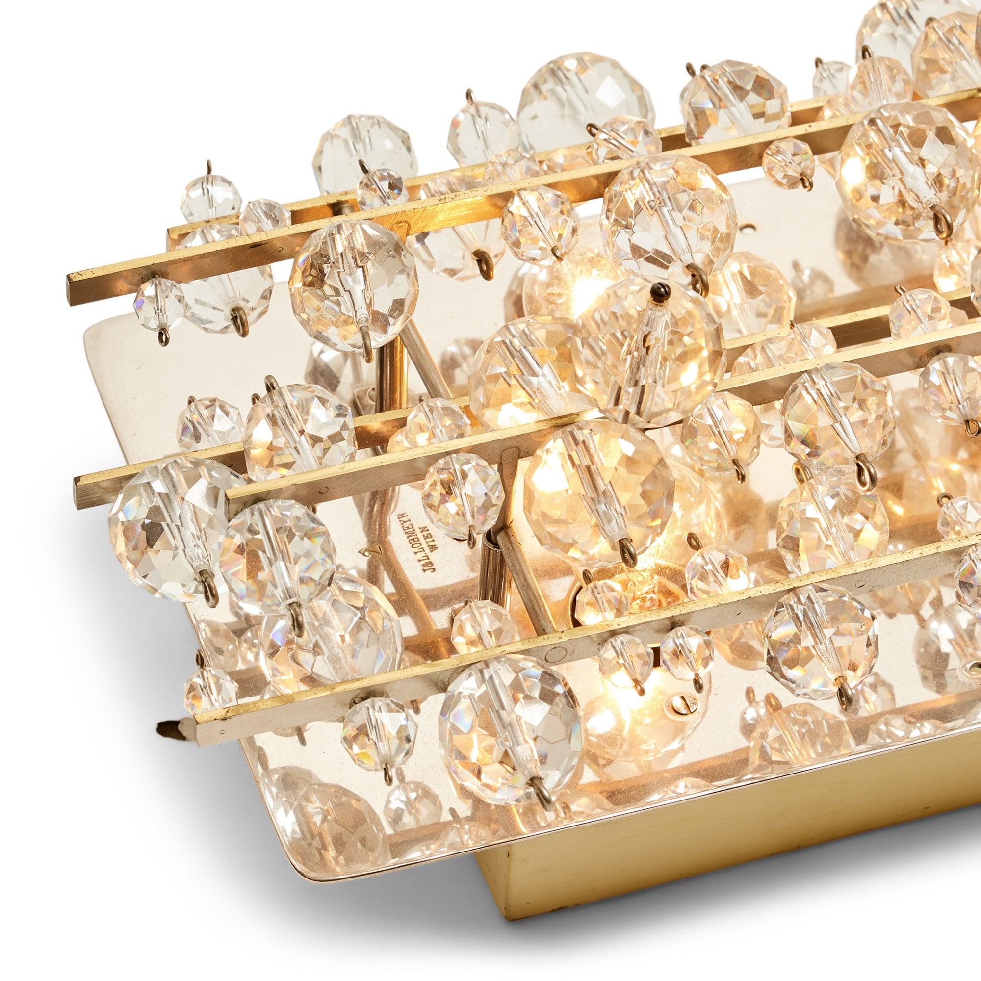 Lámpara de pared de cristal tallado para J.L. Lobmeyr Austríaco en venta