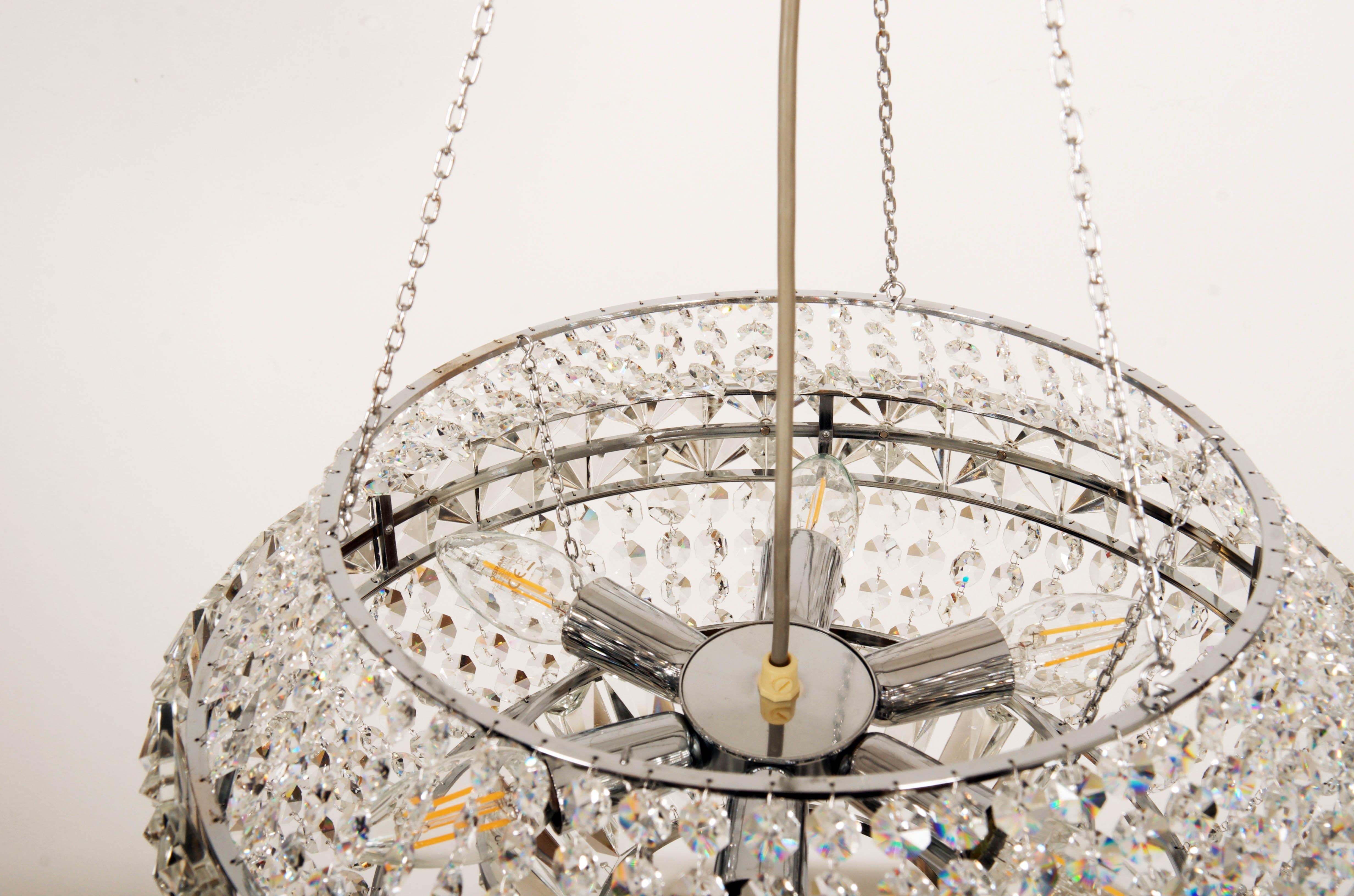 Cut Crystals Chandelier from the Late 1970s For Sale 2