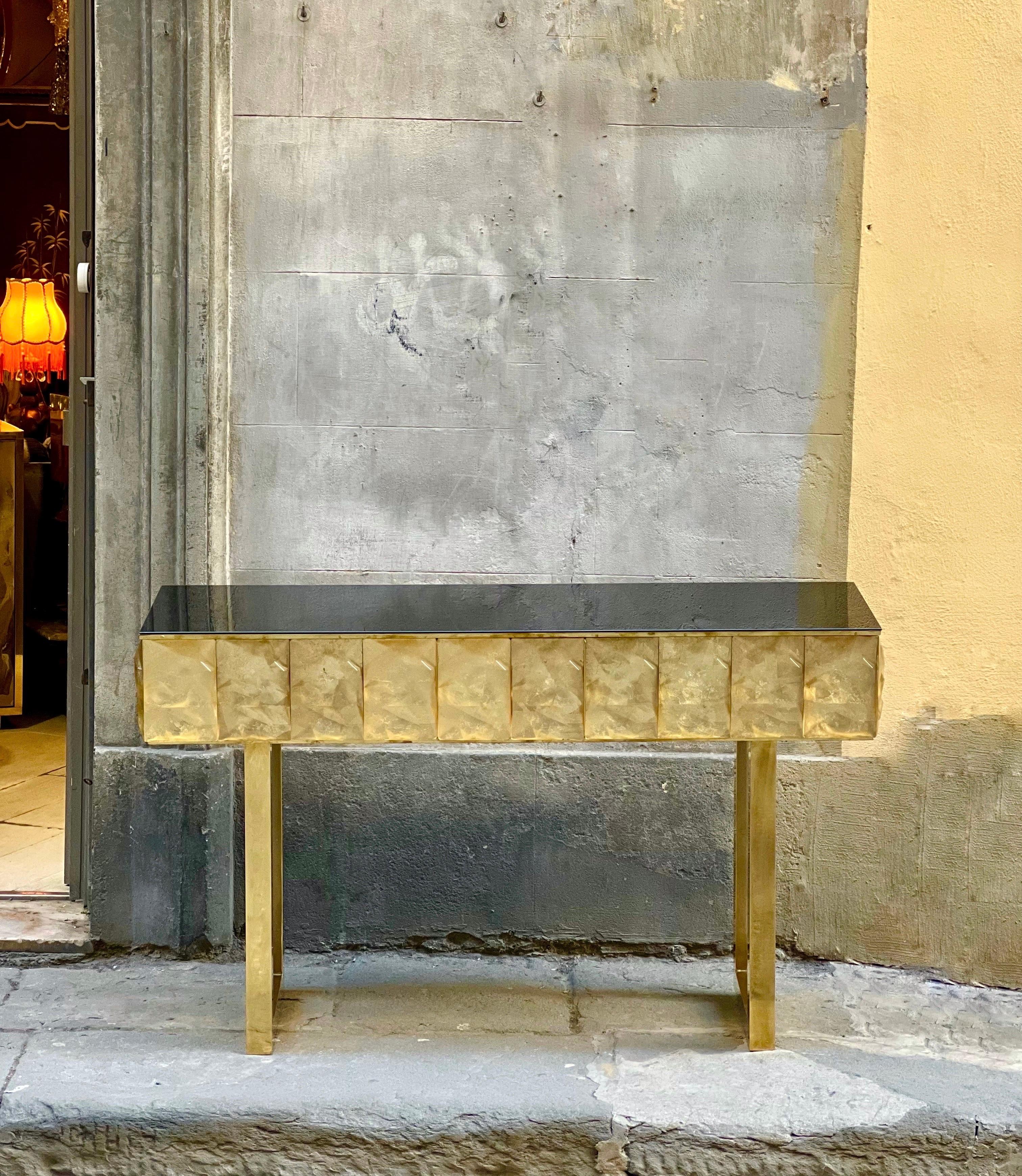 Modern Diamond Shape Gold Murano Console Table Black Opaline Brass Glass Top In Good Condition For Sale In Florence, IT