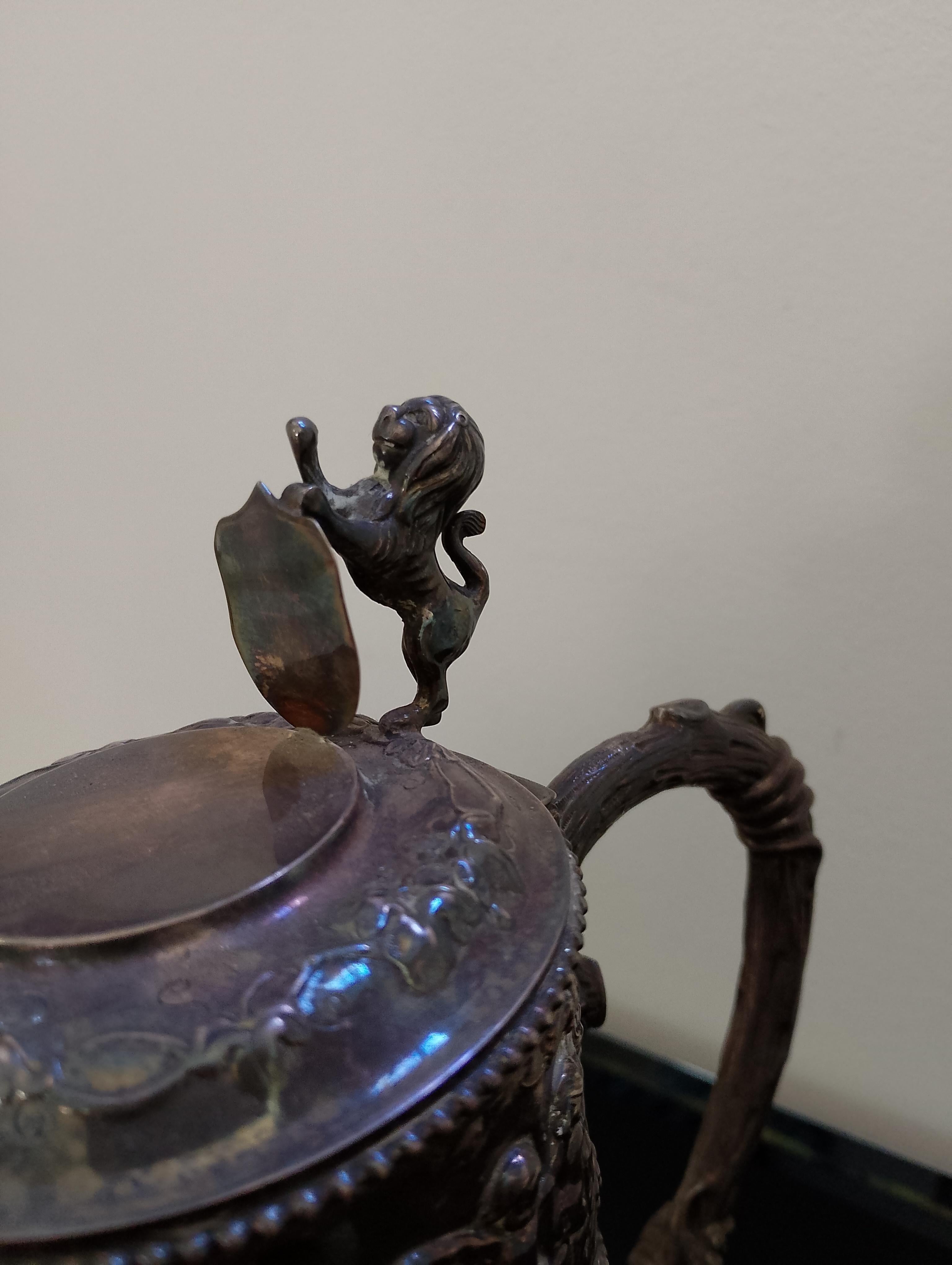 Cruche à claret en verre taillé, Italie 1940 en vente 3