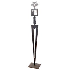 Sculpture de chat abstrait moderne brutaliste sur pied en métal taillé
