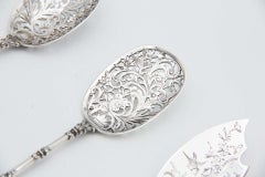 Cut-out silver dessert set