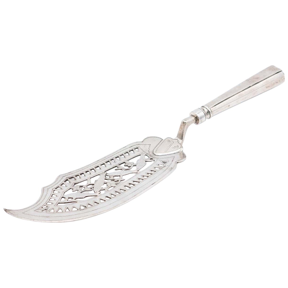 Cut-out silver fish serving spatula