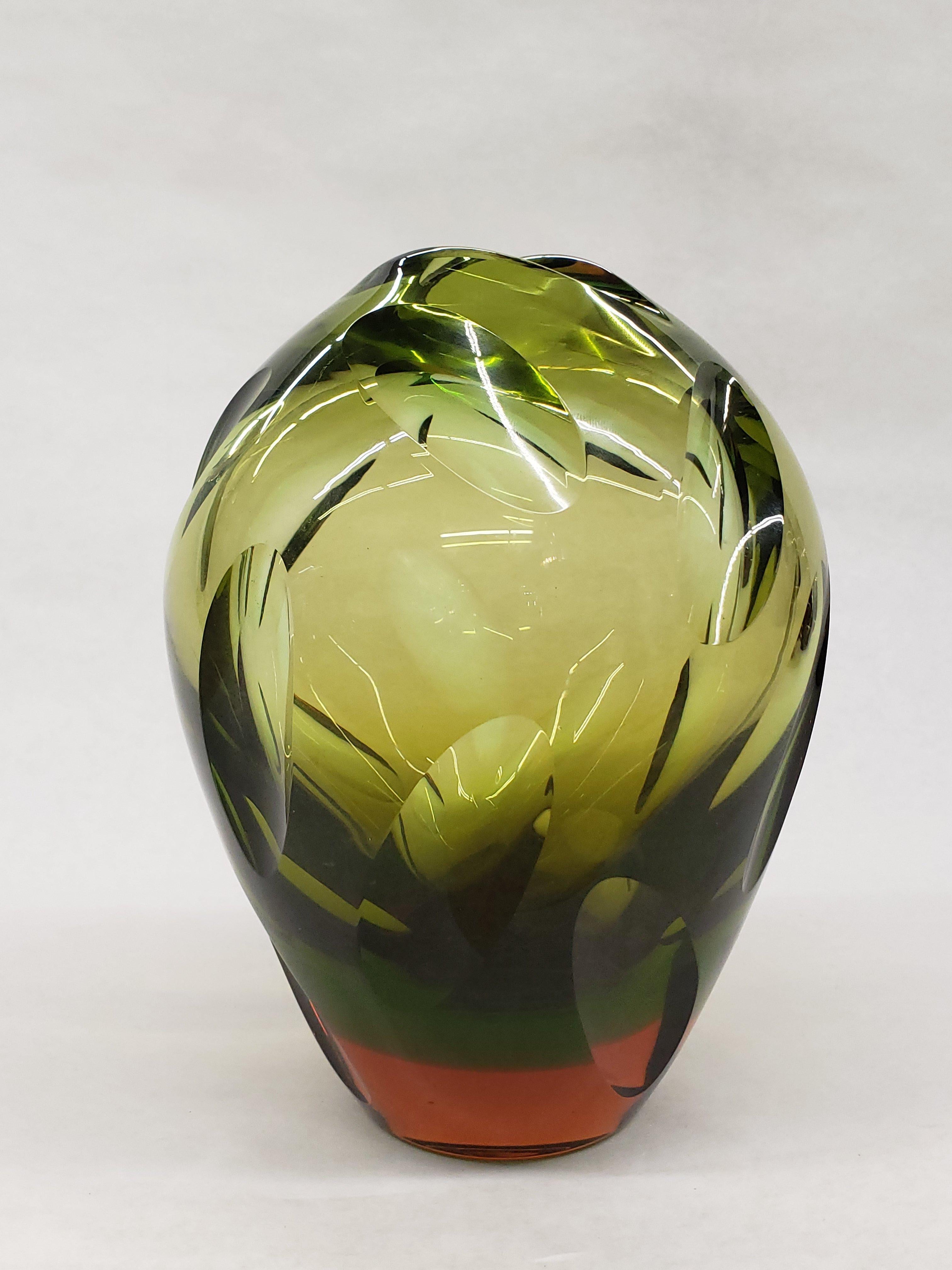 Stunning 1960s Sommerso vase with cut and polished indentations in the vase. A stunning display of cased glass artistry by Flavio Poli.