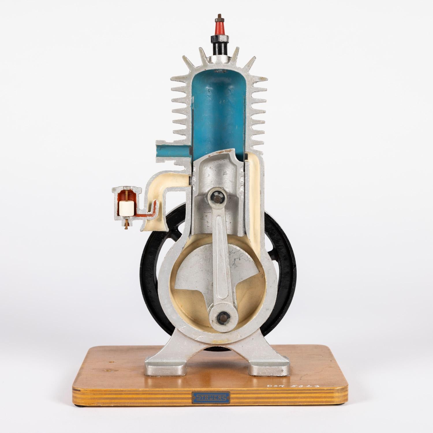 Cutaway Demonstration Models of Internal Combustion Engines by Struers