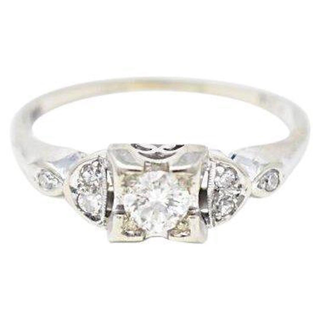 Cute 1940s 14 Karat White Gold Diamond Engagement Ring