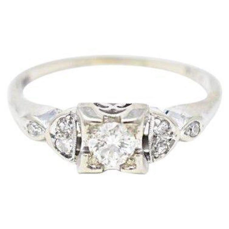 Cute 1940s 14 Karat White  Gold  Diamond Engagement  Ring  For 