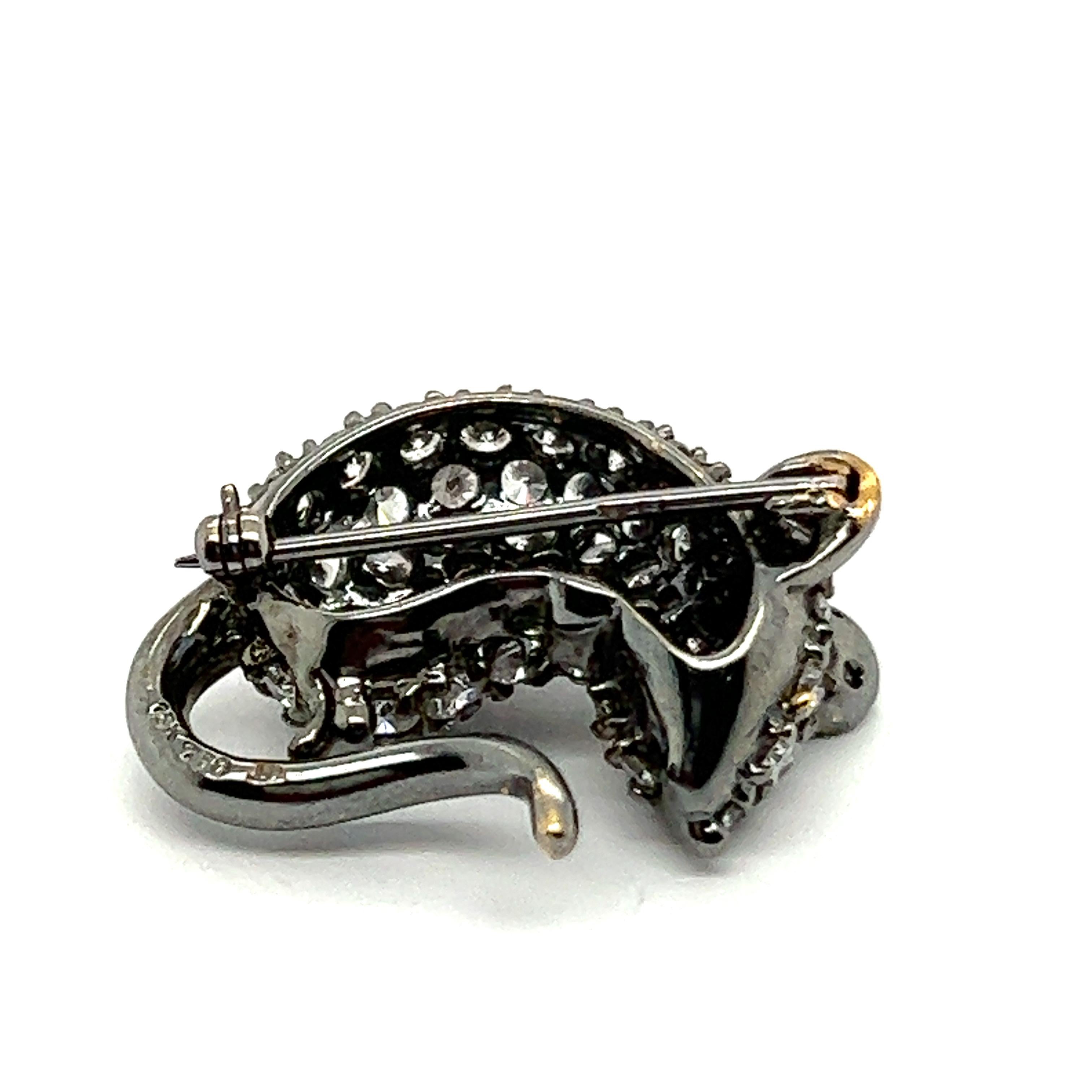 Brilliant Cut Cute Diamond Mouse Brooch in 18 Karat Blackened White Gold For Sale