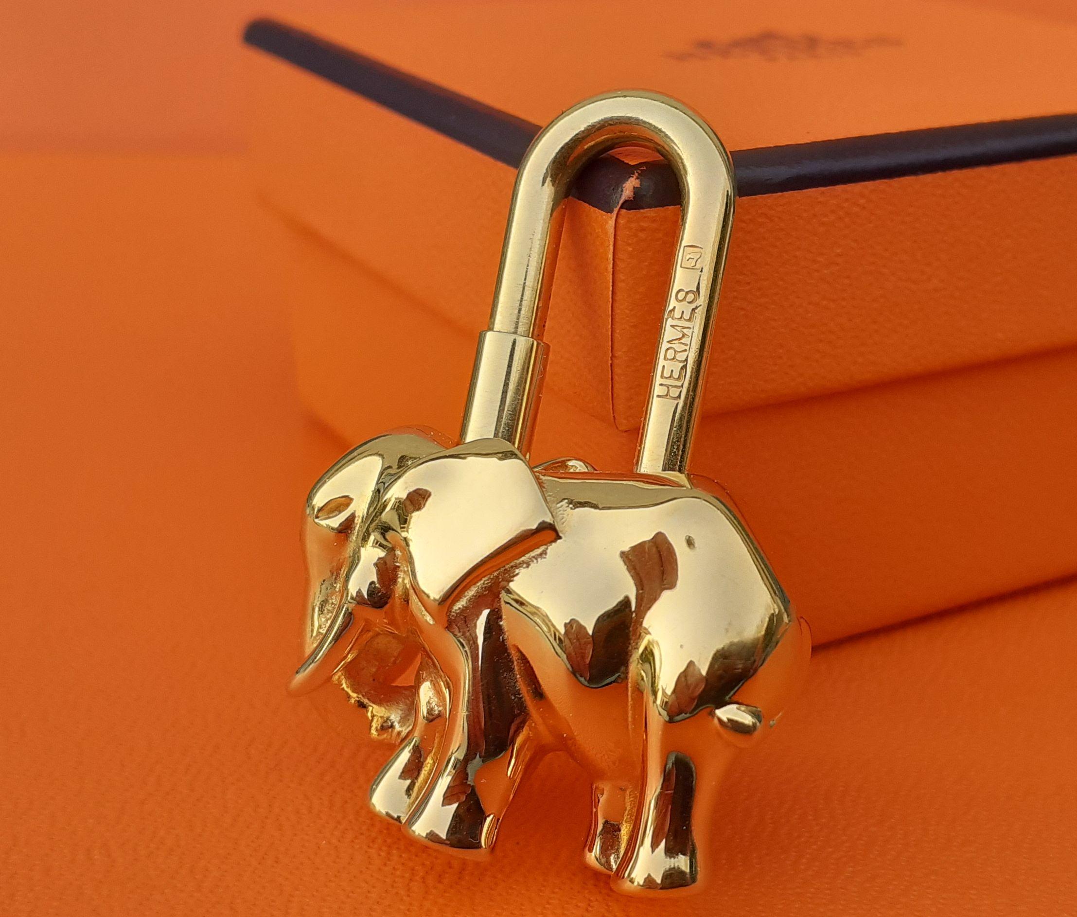 Cute Hermès Cadenas Lock Key Holder Elephant Gold Plated Metal 5